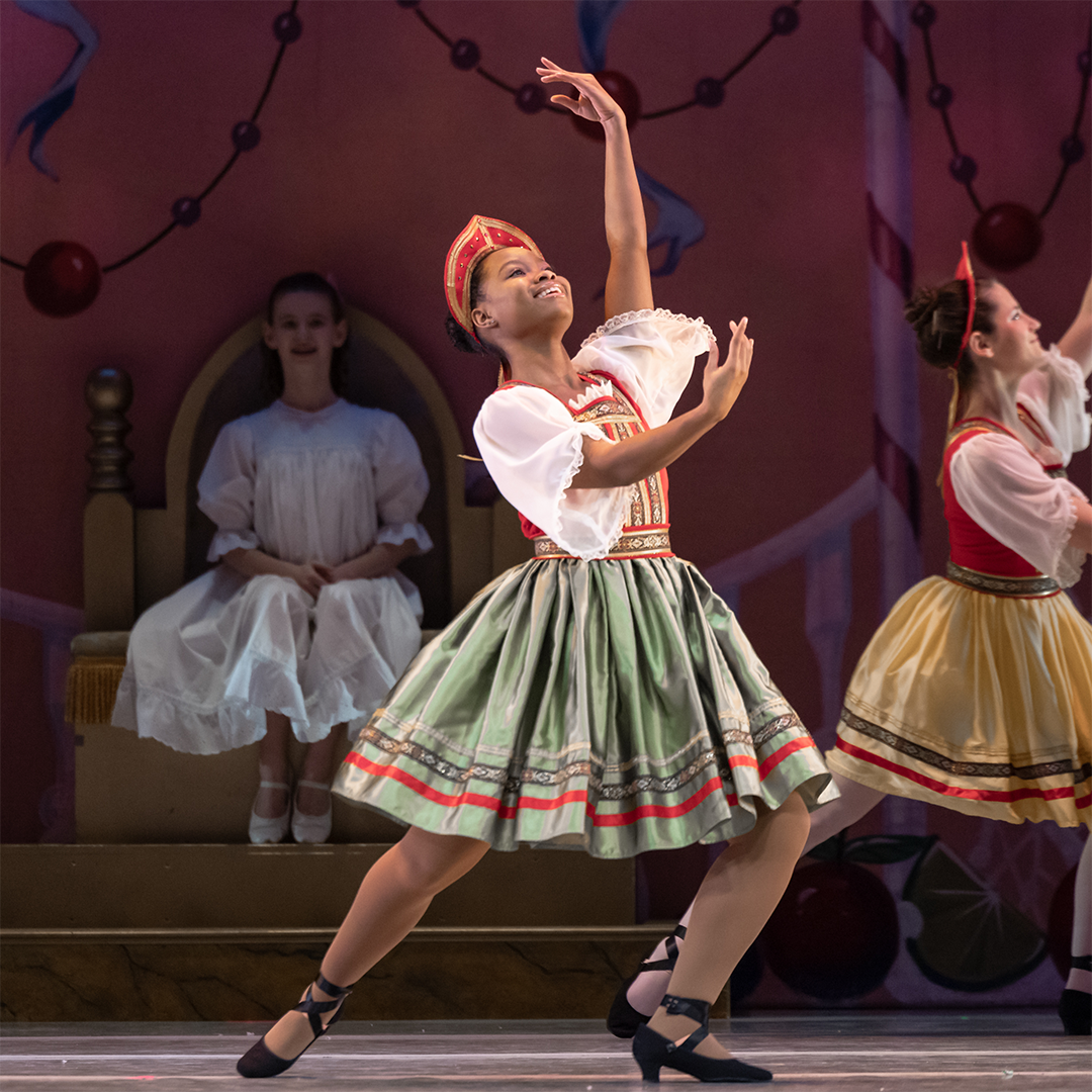 IB_Nutcracker_TH_Act_2_23_2681.png