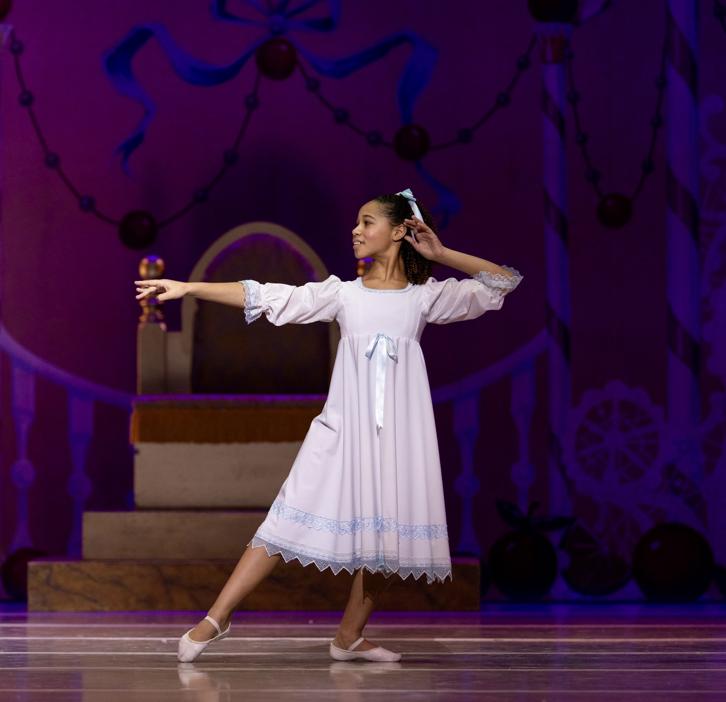 IB_Nutcracker_25_Fdr_2_Angel7639T.jpg
