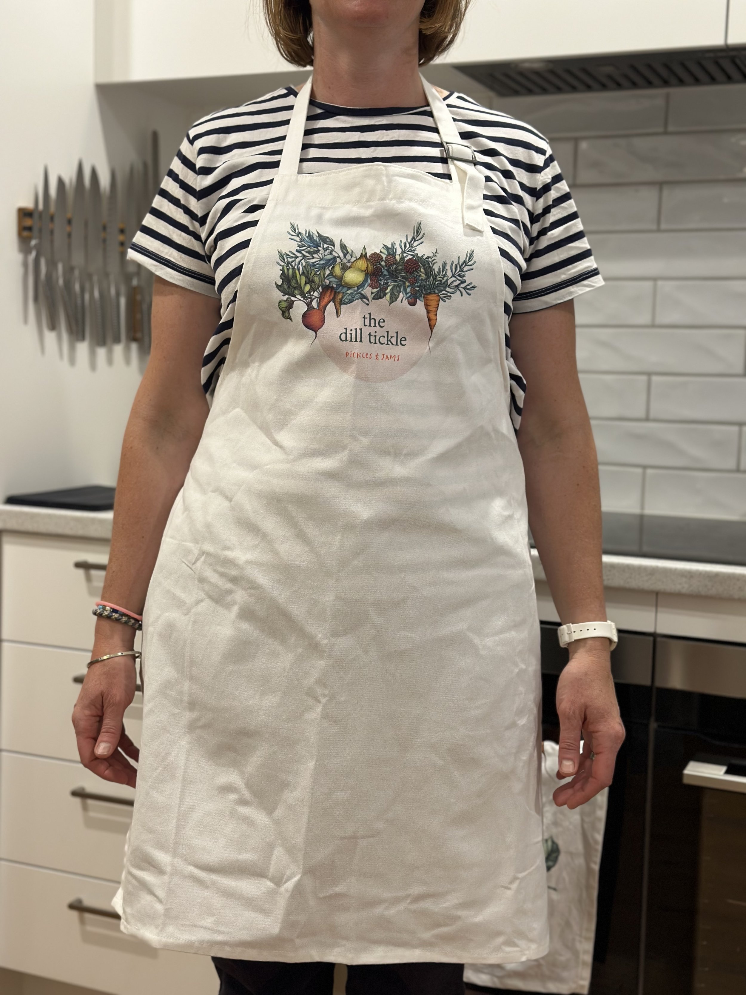 Apron_model.jpg