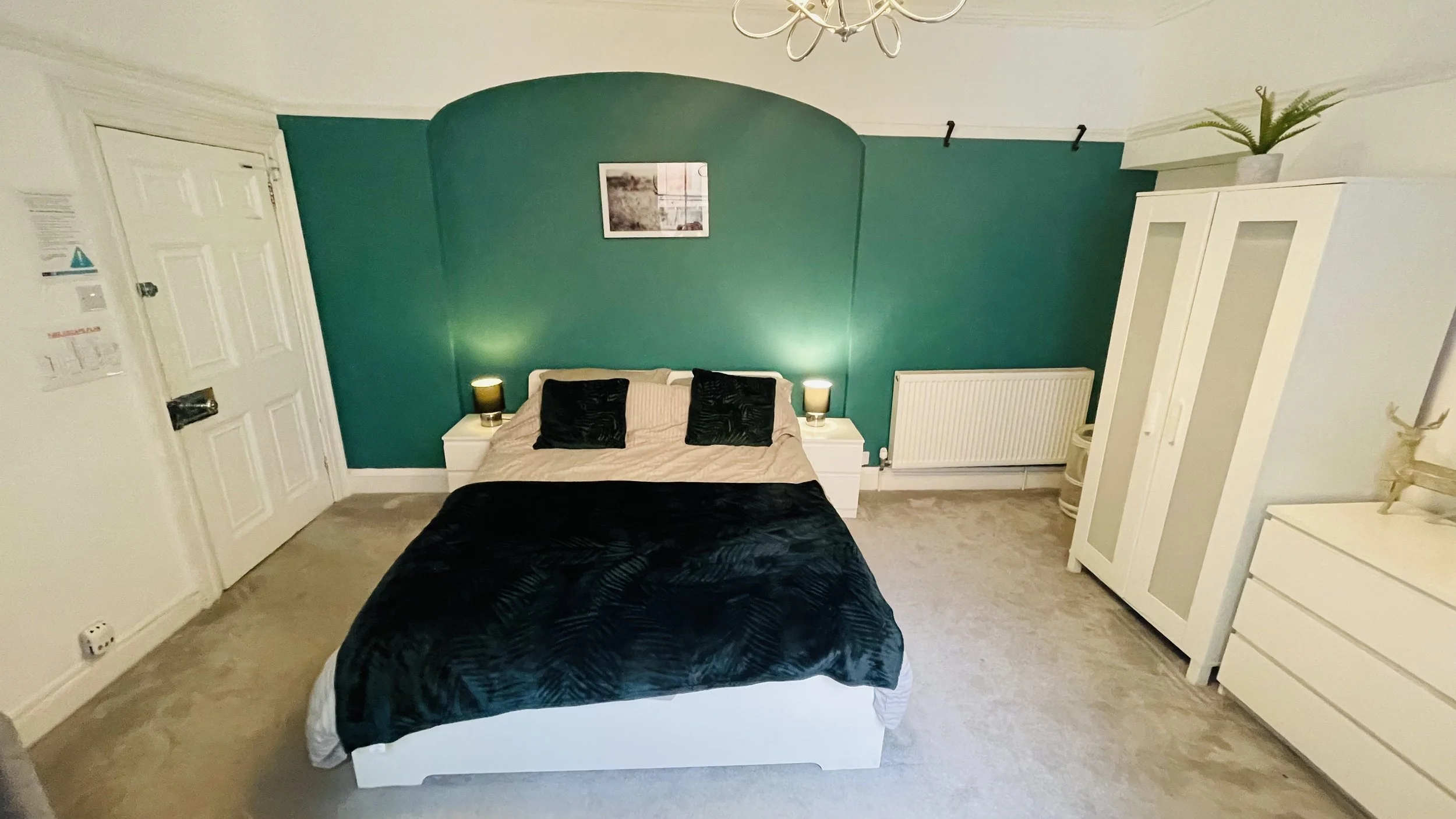 BEDROOM 2 - KING SIZE ROOM FOR SINGLE OR COUPLE OCCUPANCY