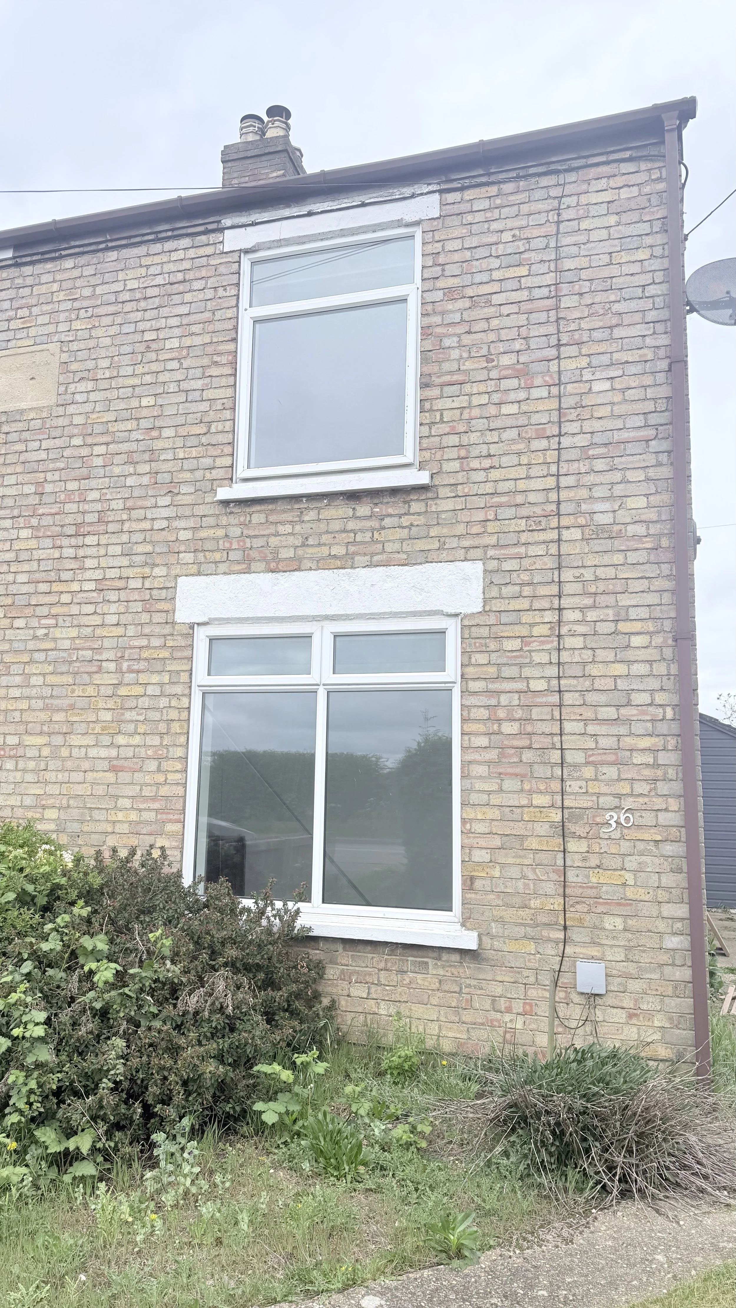 FRONT OF HOUSE