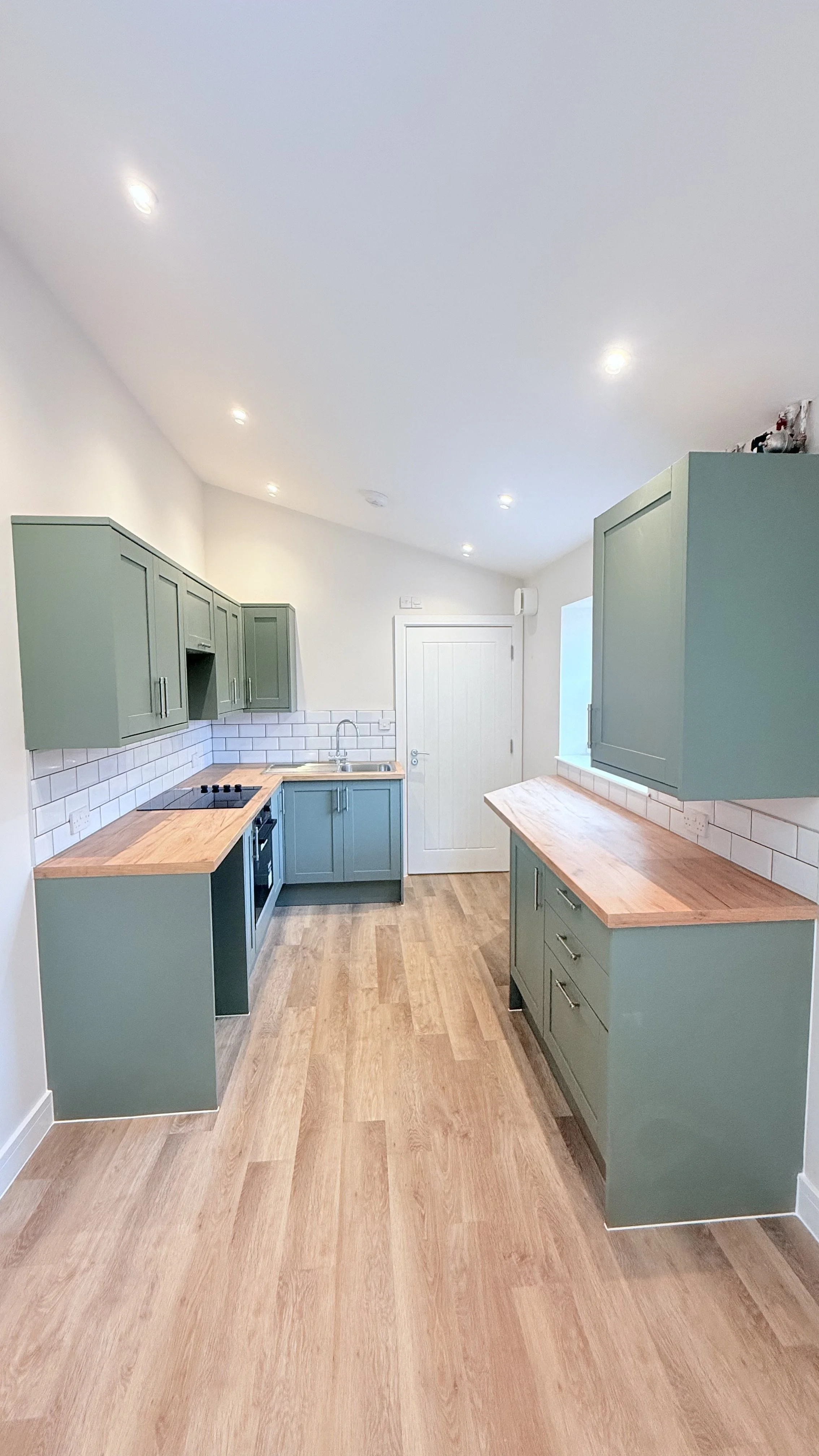 7a LOVE LANE - 2 BEDROOM GROUND FLOOR FLAT