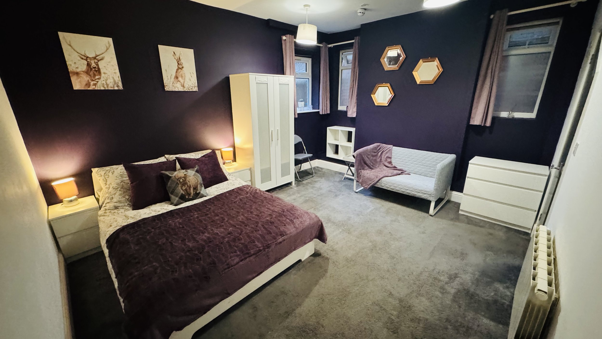 BEDROOM 1 - LARGE DOUBLE FOR SINGLE OCCUPANCY