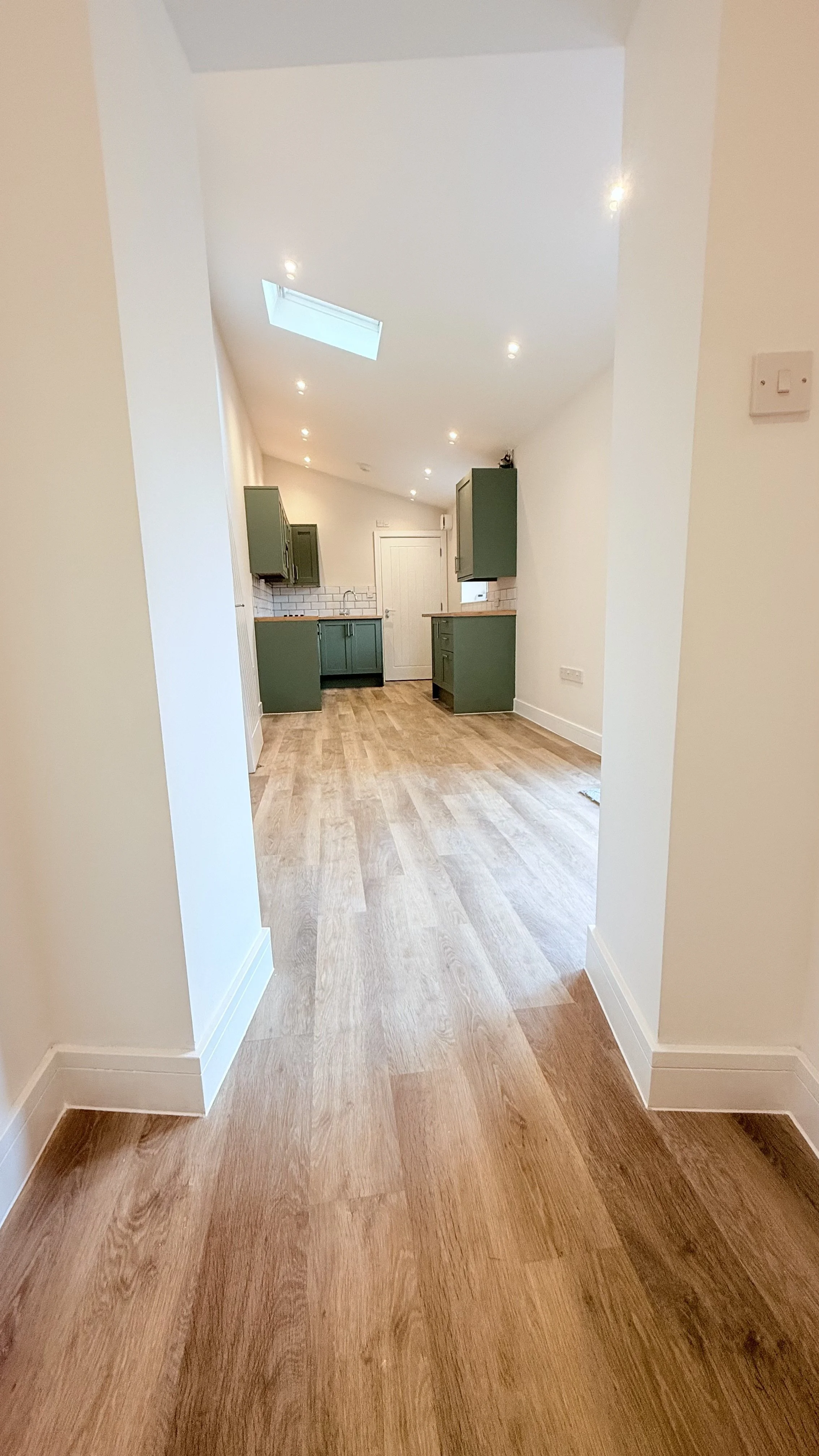 LOUNGE/DINER/KITCHEN