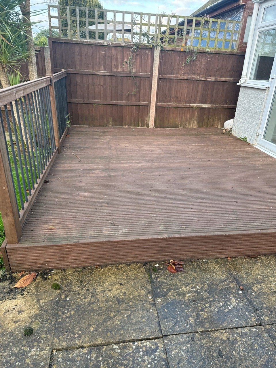 REAR DECKING