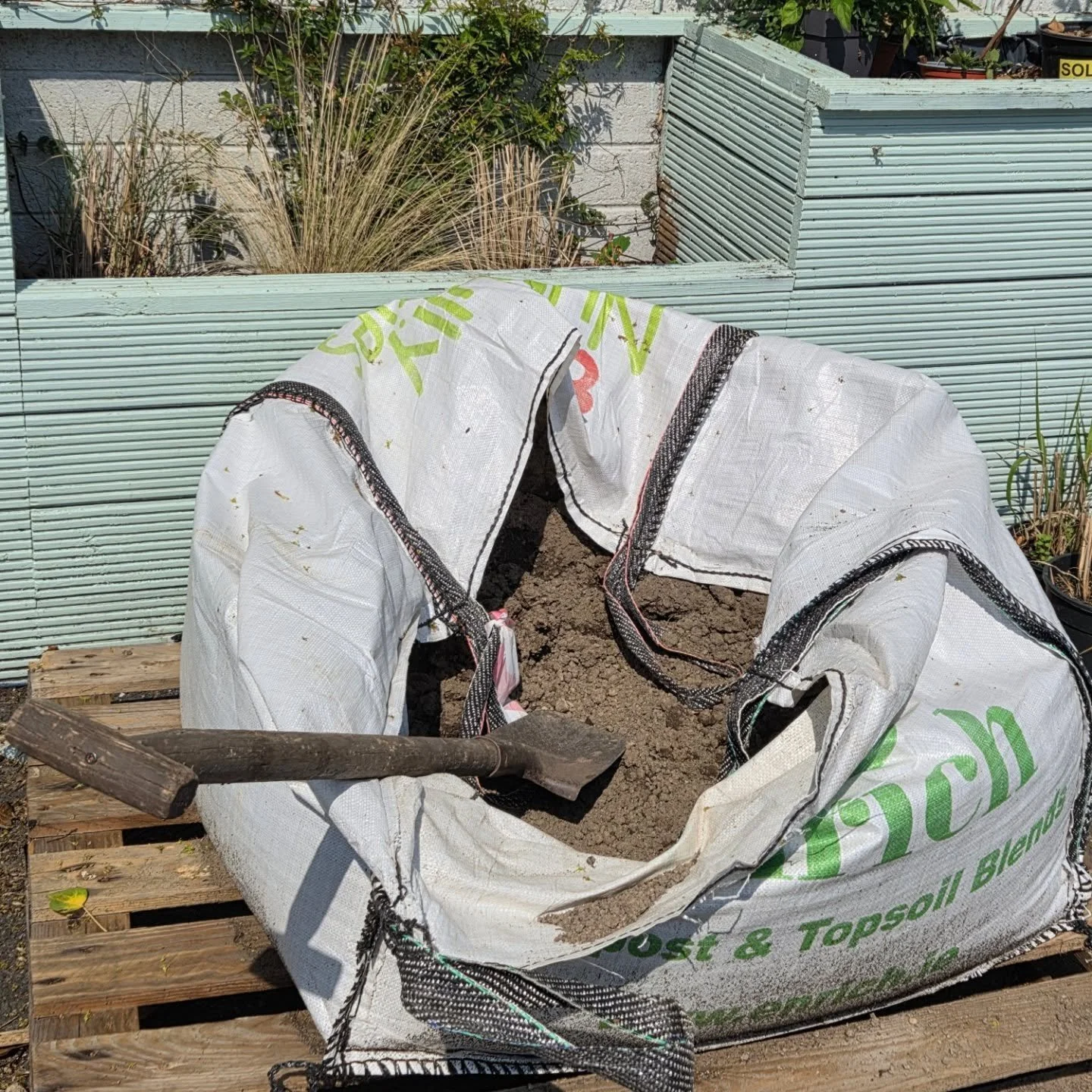 What does it say when  a top soil delivery makes you excited about all the gardening and growing, plants,flowers, trees feeling good and looking great, and then.....the end of the bag leaves you feeling just a bit sad. #thisiswhatwedo #naturedoesitbe