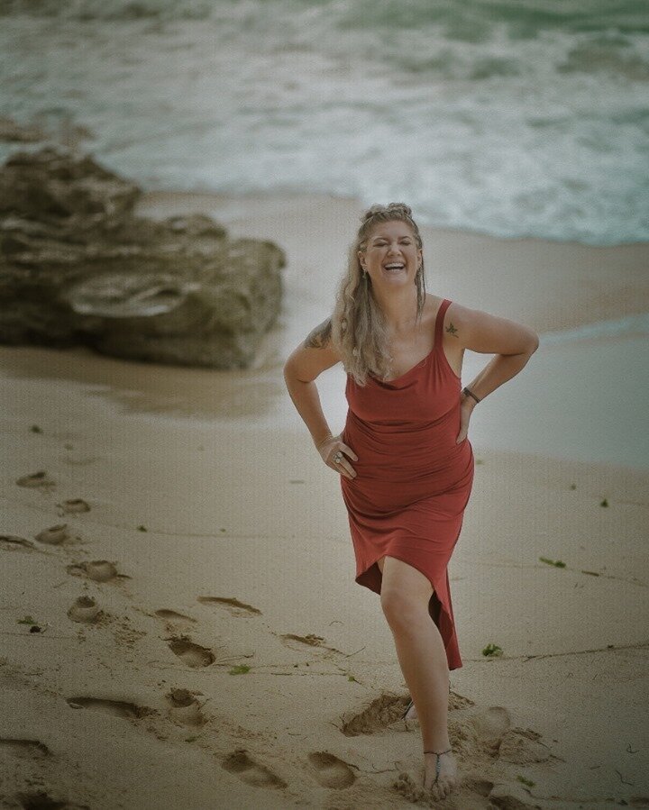 I picked up this little red dress a few days before my photo shoot, and I think it&rsquo;s the first one I&rsquo;ve ever owned. I think red is a bold color and it has to be properly balanced with accessories and hair, in order to not be overwhelmed b