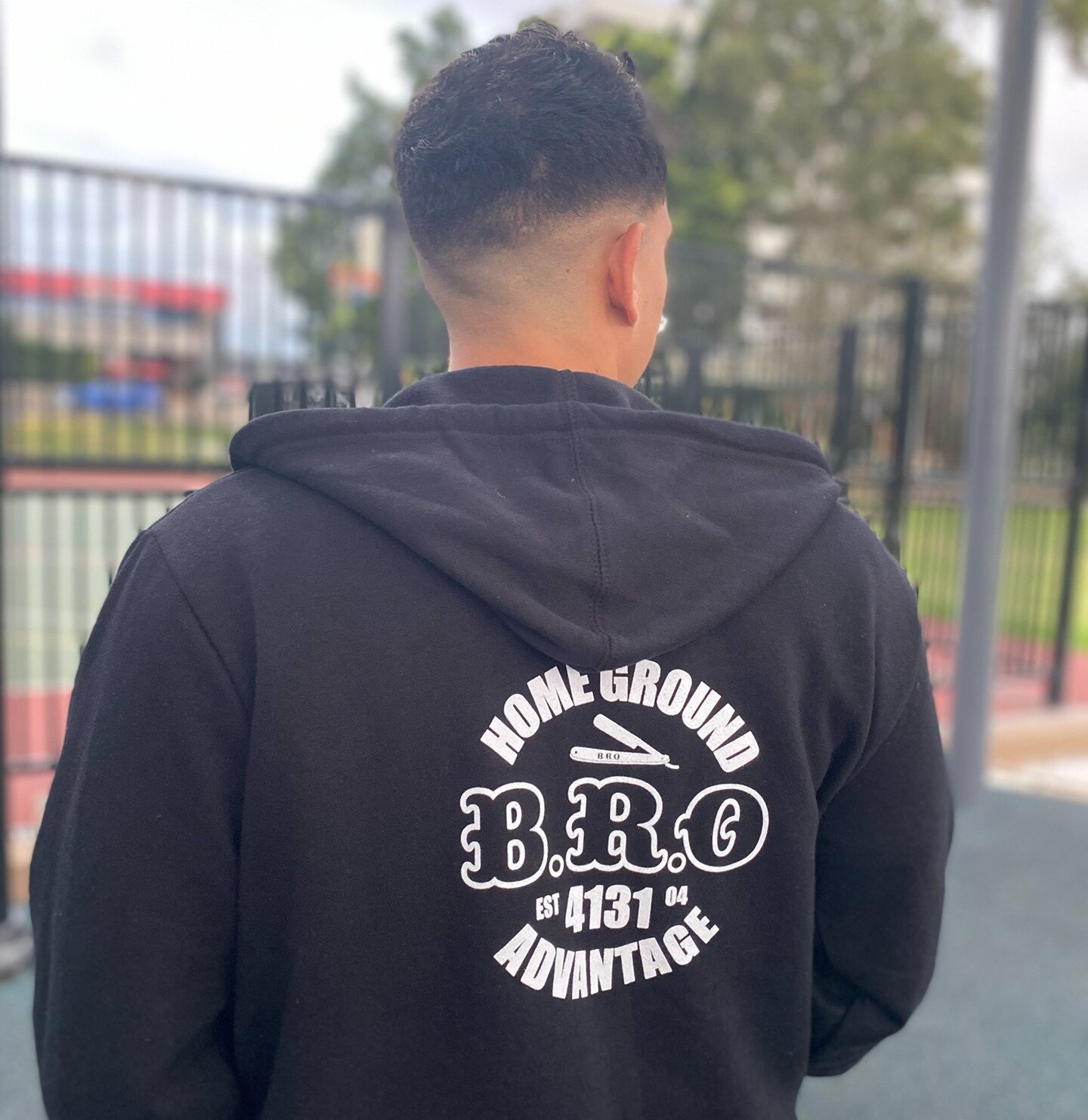 Now with the cold weather and the change of weather it is time to wrap up a bit warmer, we have the solution. We have a collection of sweatshirts to keep you warm this winter 🥶. What are you waiting for? 🏃🏃

Link in the Bio📲
.
.
.
#barber #barber