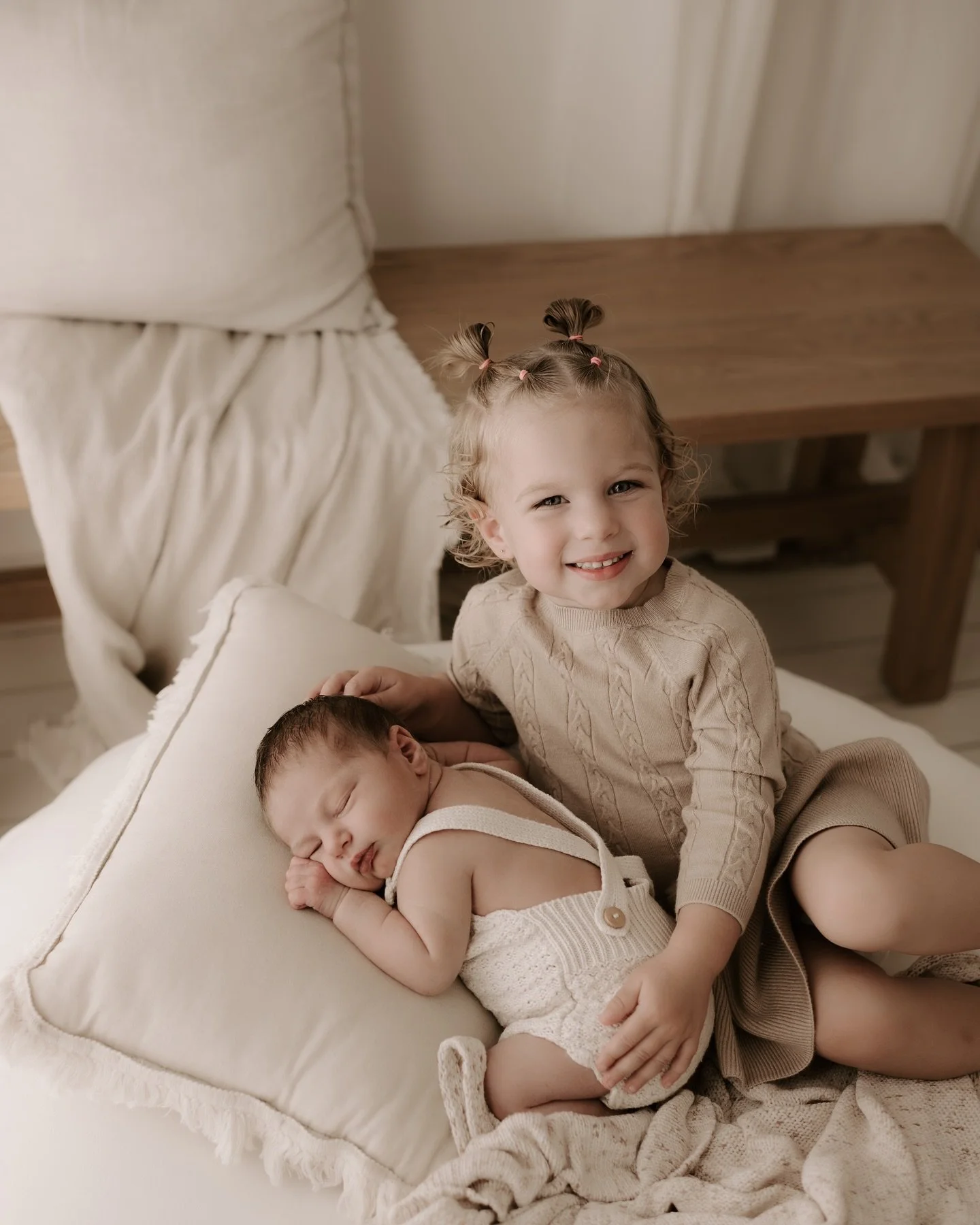Beautiful Florence just nailing her new role as big sis 🥹