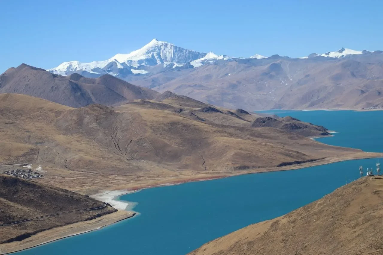 Yamdrok-Lake.webp