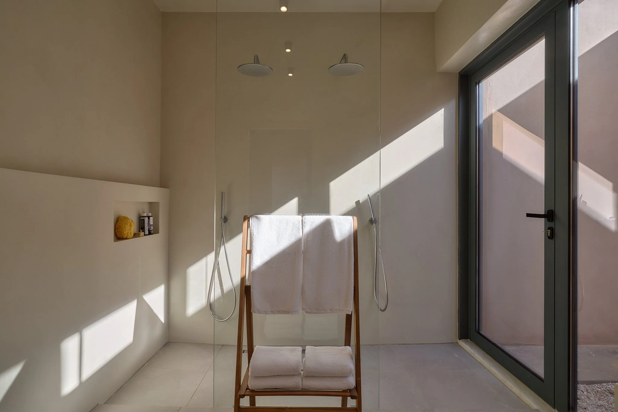 SB_homa-tinos_web size_9.jpg