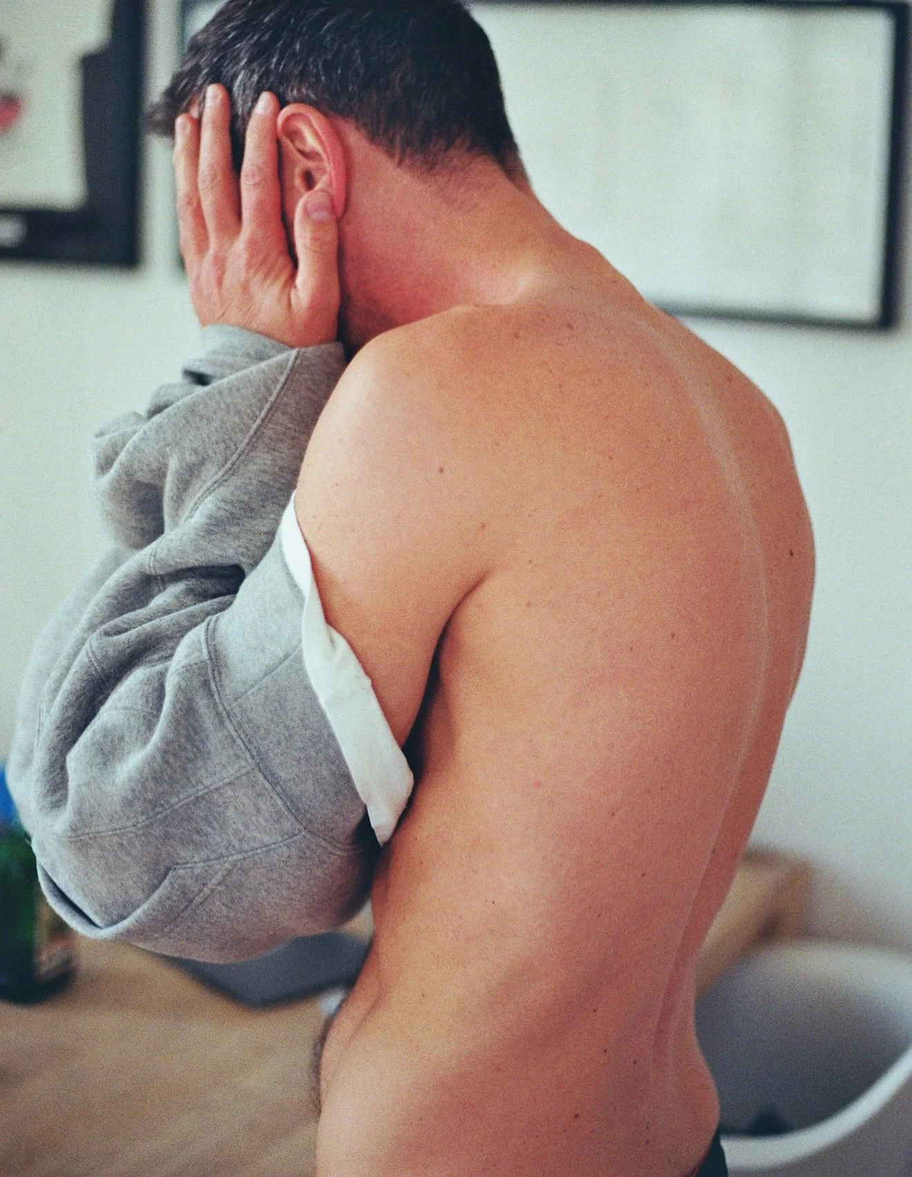 It&rsquo;s sweater weather

#godsandboys #homestory #sweaterweather #onfilm