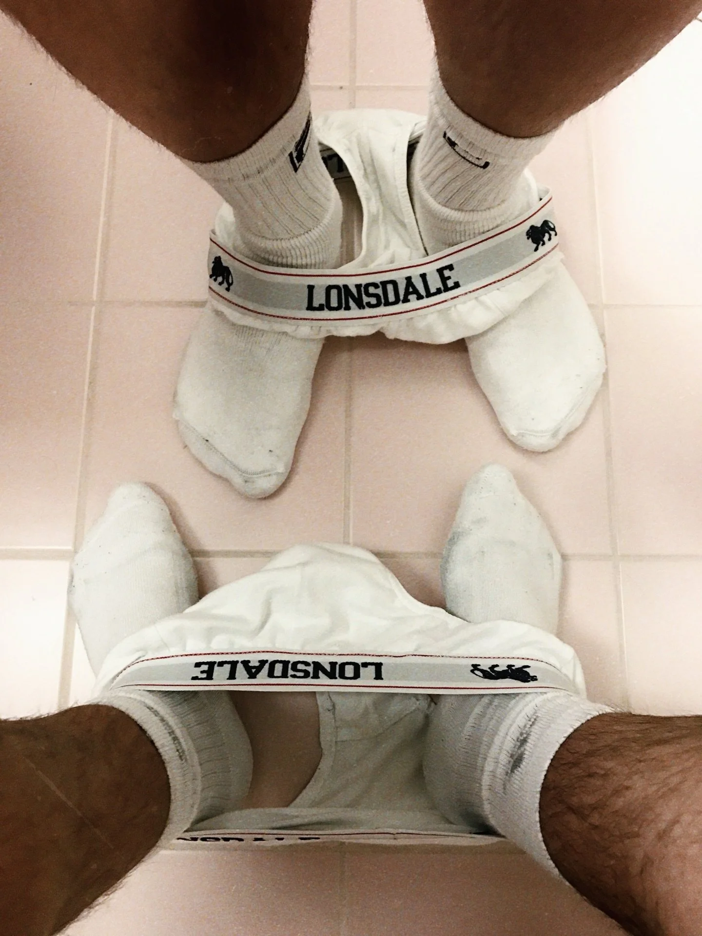 This is what a perfect Sunday looks like

#godsandboys #hibernation #boysboysboys #uniform