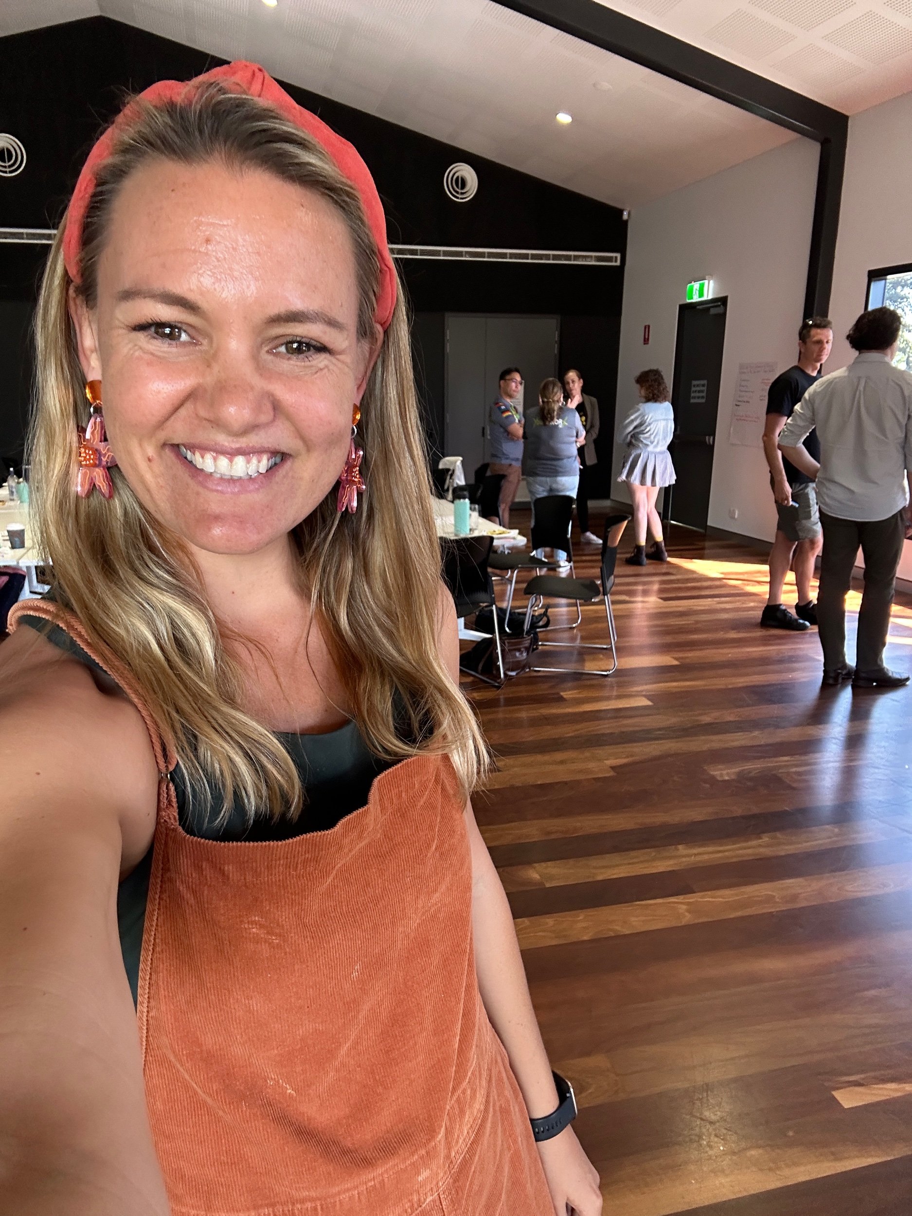 Headspace consortium chair