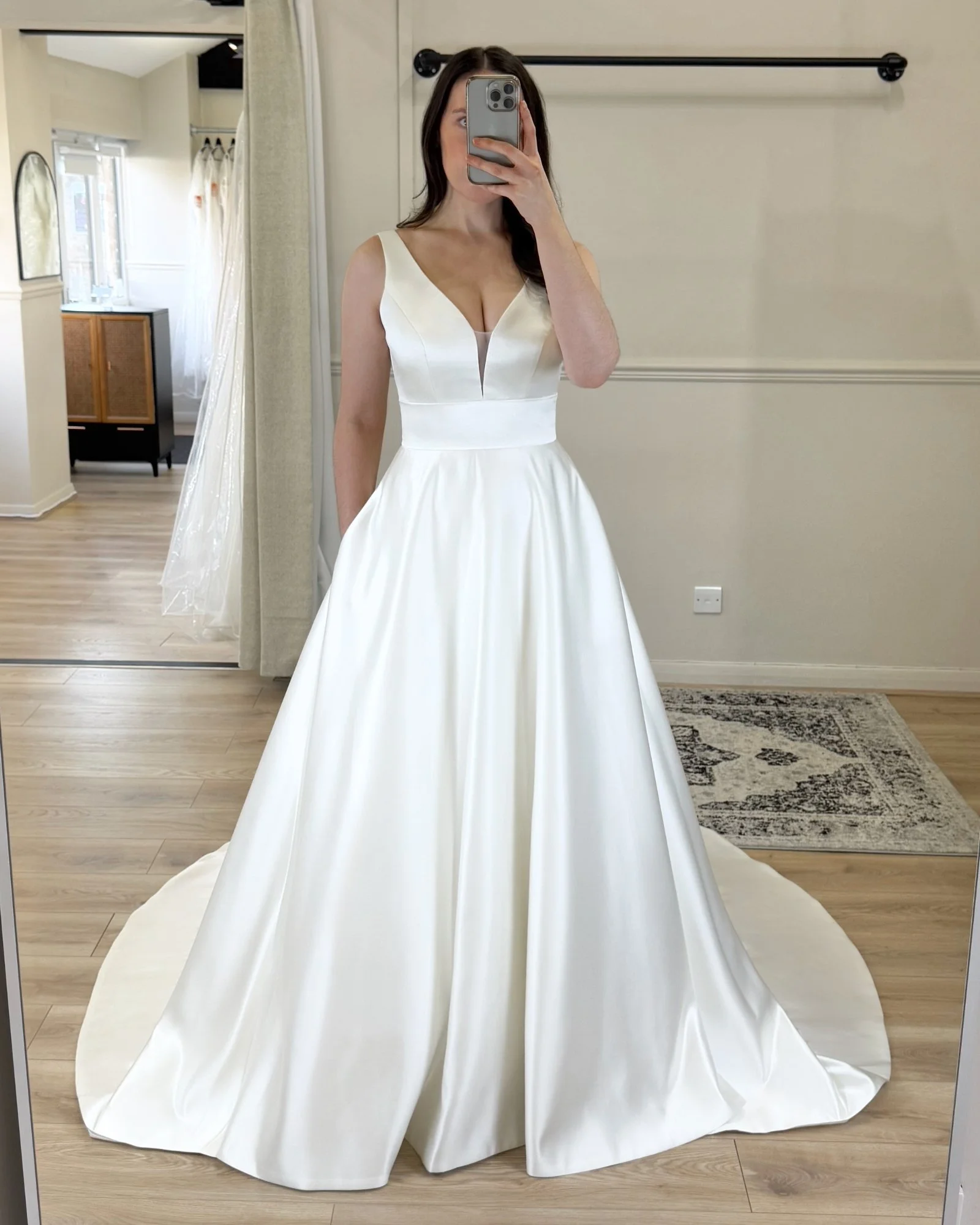 Sometimes less really is more ✨ Taylor is giving us all the simple, elegant wedding dress vibes with her plunge V-neckline and flattering waist band 💛 Could this be the one?

Book your bridal appointment today to try her on - link in bio!

#BridalAl