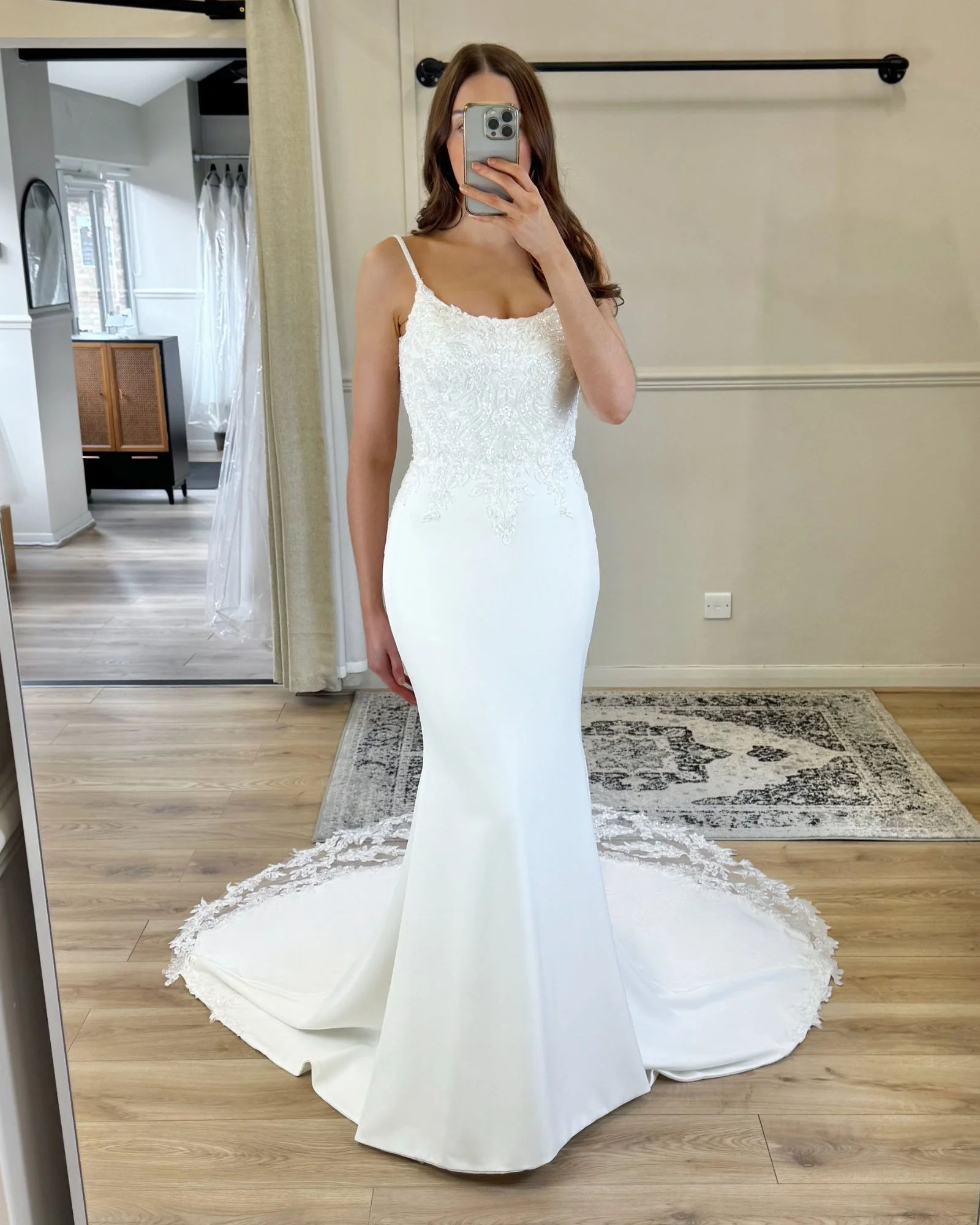 Enya 🤍 Scoop neck, fitted crepe &amp; sparkling beaded lace&hellip; swipe to see that dream train ✨ 

Saturday appointments are booking fast, secure yours today - link in bio!

#NorthLincolnshireBrides #LincolnshireBride #GrimsbyBrides #ScunthorpeBr