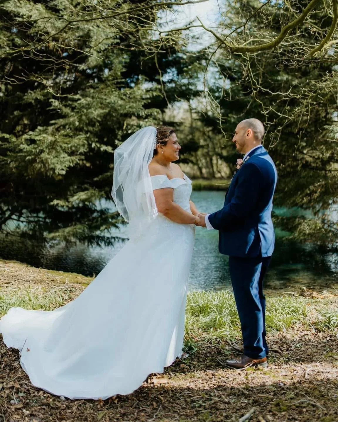 How stunning 🤍🌿

Our beautiful bride Marie looks so stunning in her dress. Marie we are so pleased you both had the most perfect day and that you loved your dress! Congratulations to you both 🥳

📸 Beautiful photography by @lucybowen.photography 
