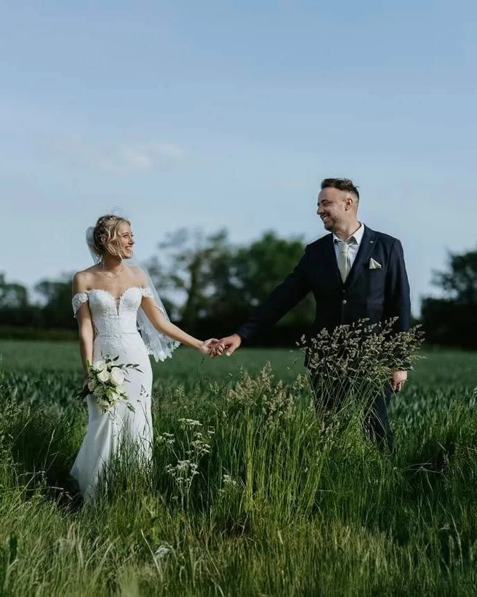 How gorgeous! 🤍🌿✨

Our lovely bride Gemma looks incredible in her Ariana dress! Congratulations to you both Gemma, we are so glad you had the best day &amp; loved your dress 🙌

📸 Beautiful photography by @everlau_photographer 

#ideasforbrides #b