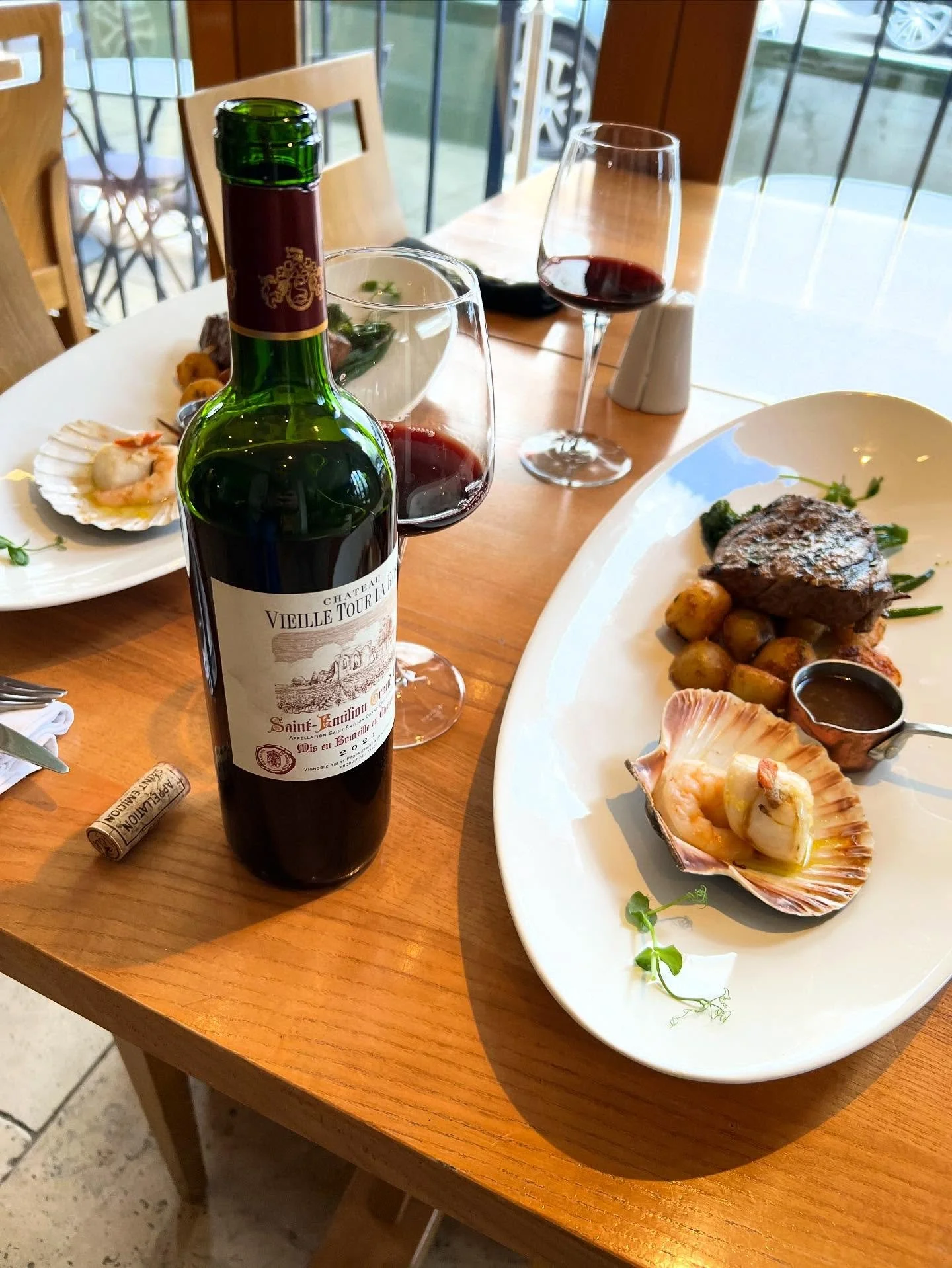 Lazy Sunday… let us cook! Open all day from 12! All dishes freshly cooked to order… We are waiting to see you… 🍴🍷