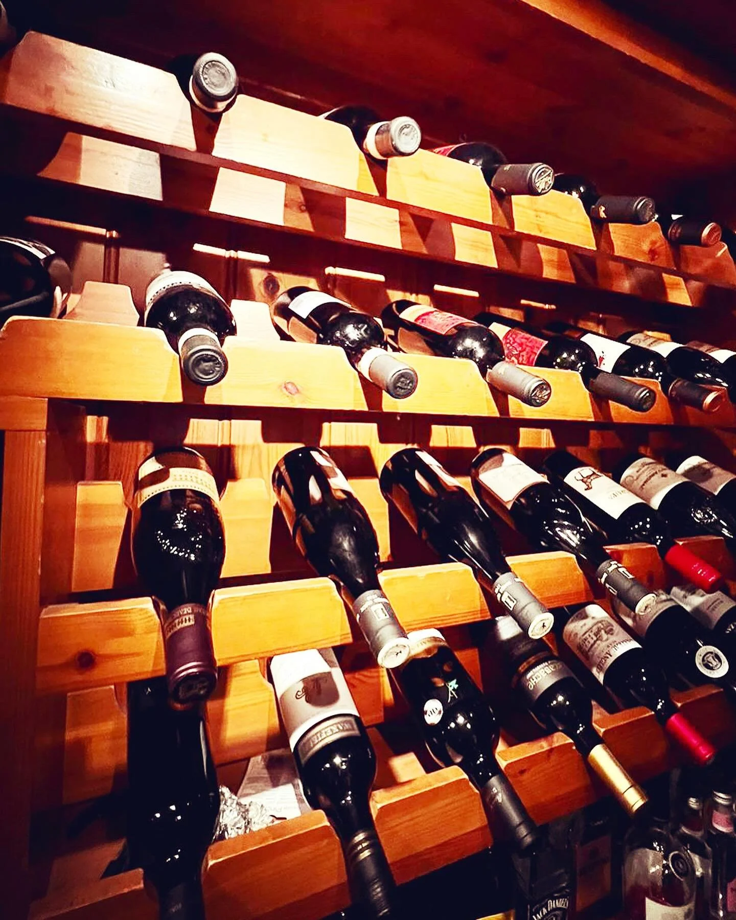 A winter hug.. or the red wine shelf&hellip;. Pop by! Open all day every day from 12&hellip; brave the rain &amp; get out of the cooking! See you soon! 🍴🙃