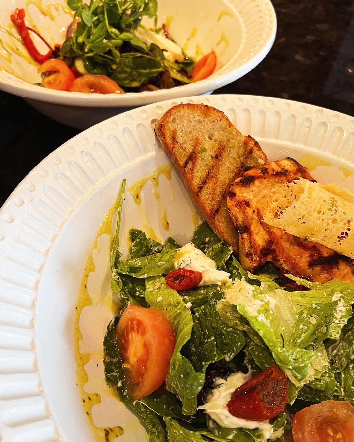 Salad days&hellip;. Grab that ray of sunshine with us&hellip;! Enjoy a crispy salad &amp; a glass of&hellip;🥂 🤷&zwj;♀️ Open all day every day from 12&hellip; Add us to your weekend calendar&hellip; 🙌🍽️