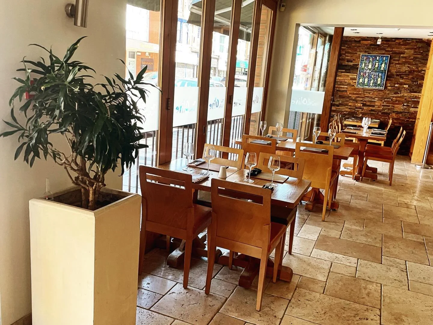 Planning your weekend diary&hellip;. Spare some time for us&hellip;! Open all day every day&hellip;! Stop by or book online&hellip; Fall into British summertime with a feast ⏰ 🍽️🥂☀️