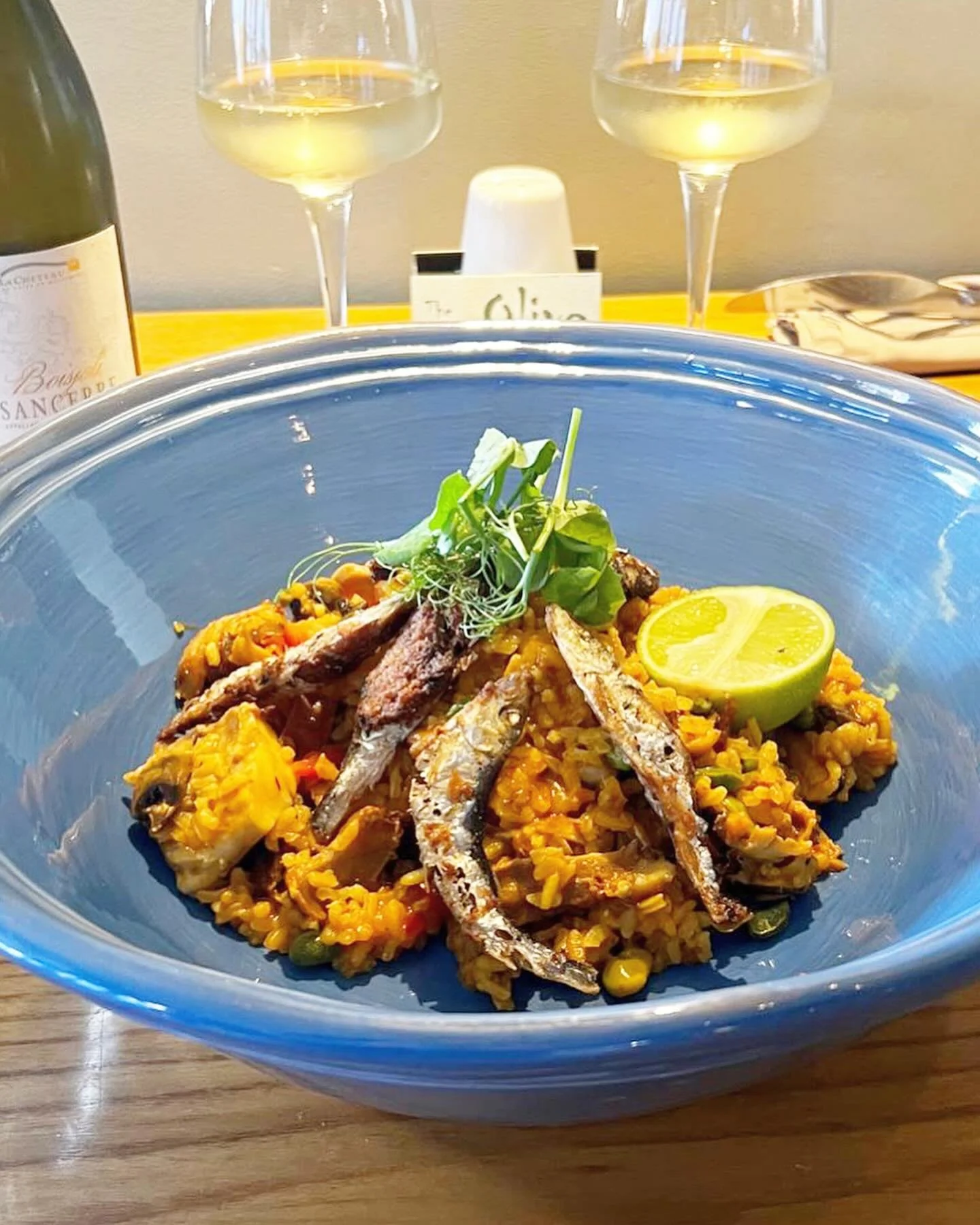 Out with the old&hellip;. In with the new..! The last day of British Winter time&hellip;.!! Celebrate on this bright day with us!!! Spring is on the horizon! ☀️🥂 Open all day from 12! Pop by or book online&hellip; 🍽️