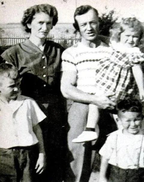 Carl Thelma Mosser Children 1951.webp