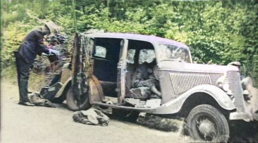 deadincar.jpg