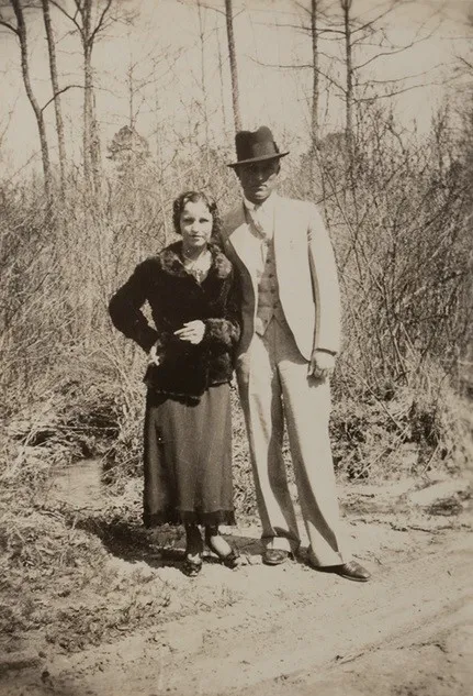 Bonnie and Clyde in Woods.png