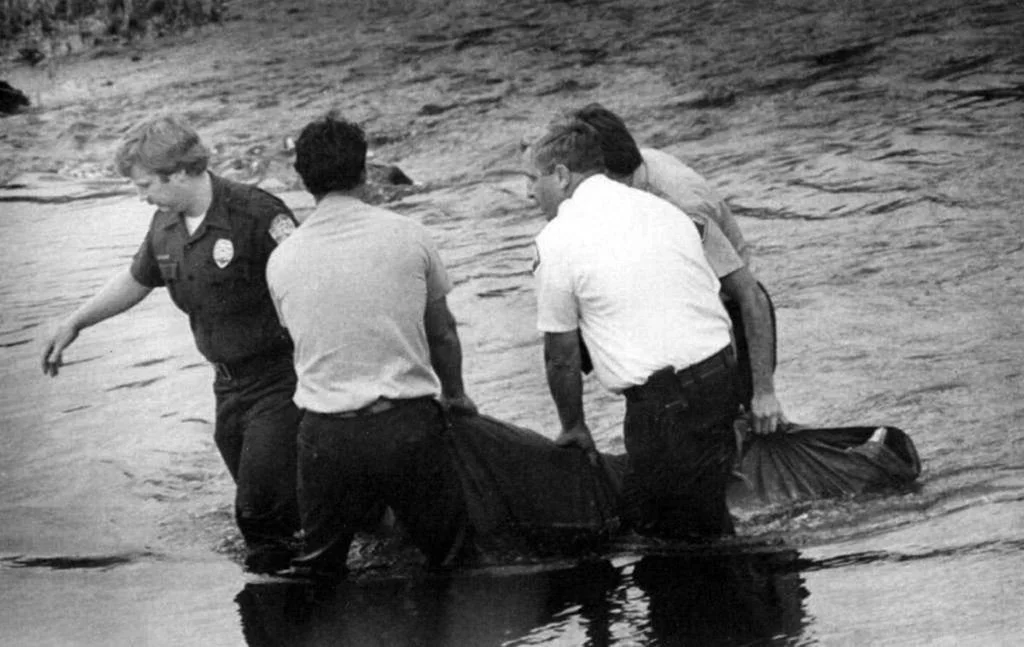 Wendy Coffield Green River 1982.jpg