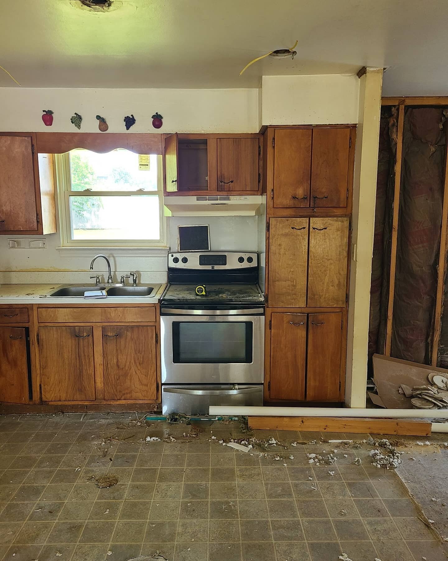 We design renovation properties. Adding on or redesigning your home, we can design it for you. Flooring, lighting, countertops, cabinets and more.