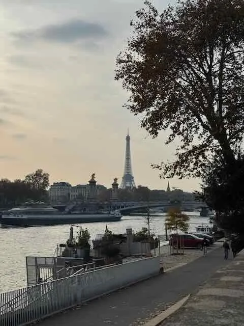 Seine River with Eiffel Tower — Soft Autumn Sky