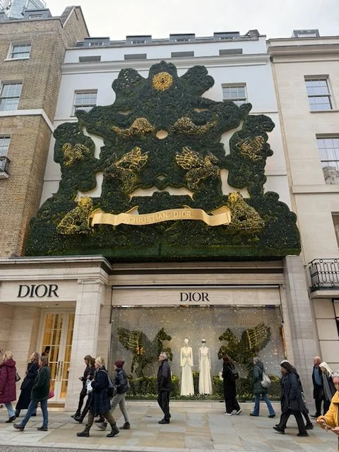 Luxury London storefront Christmas decorations