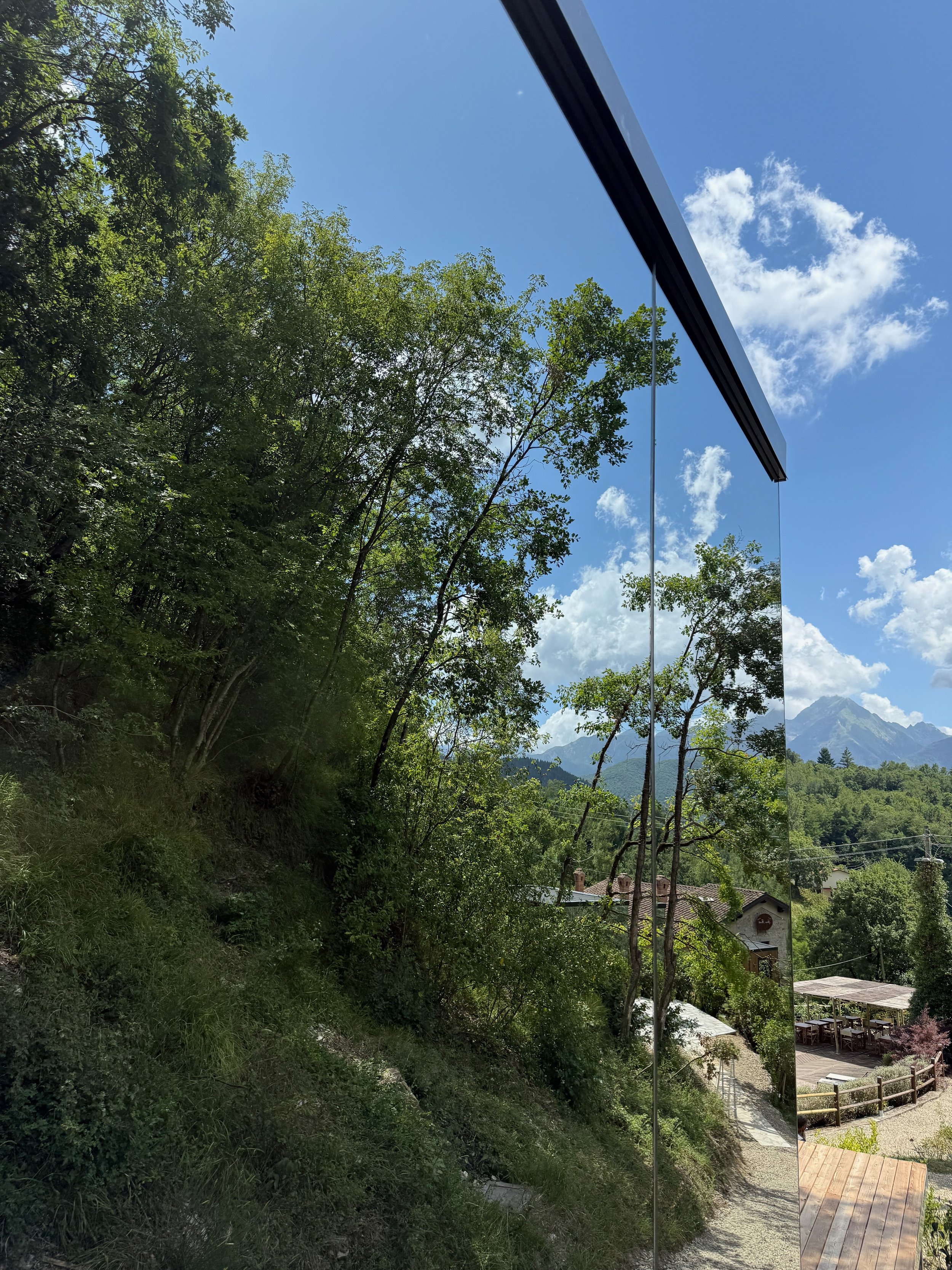 Hotel Architecture &amp; Landscape