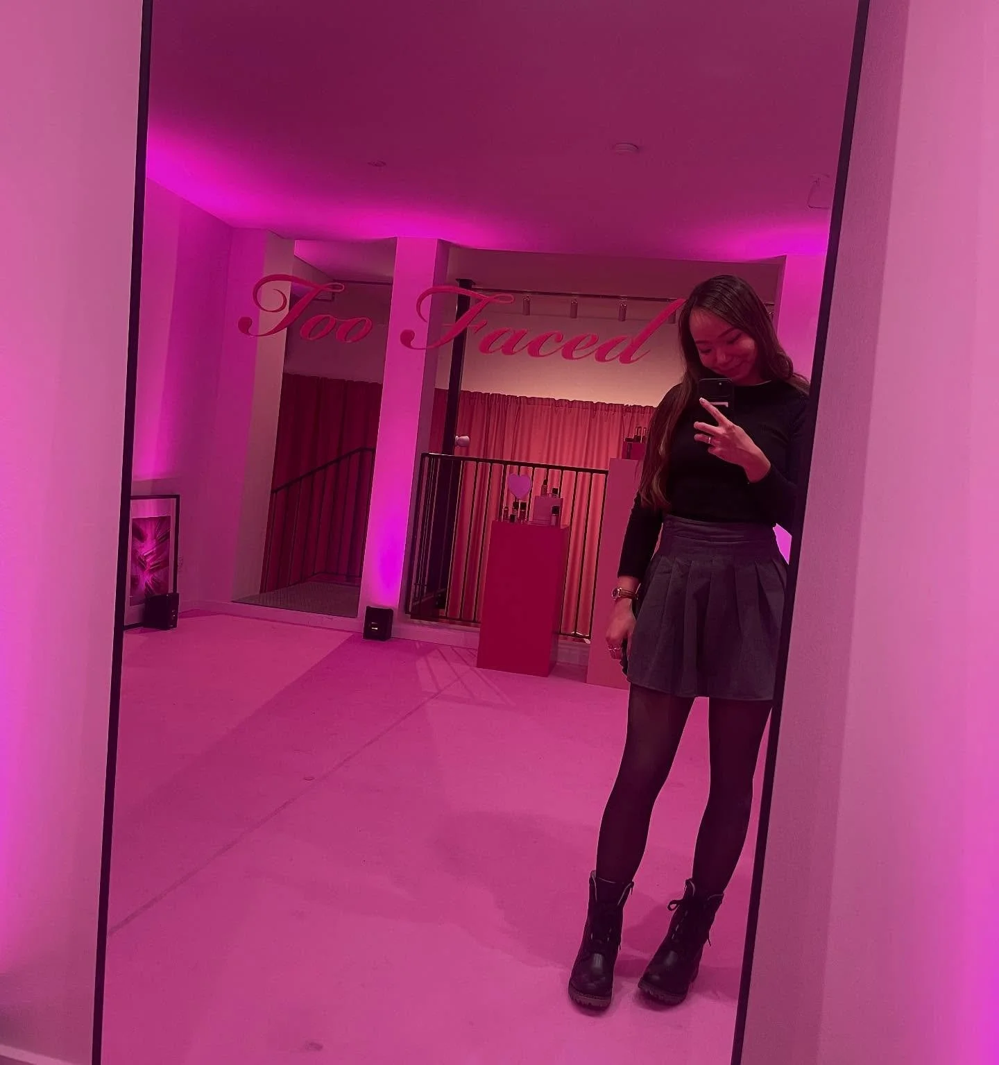 Had a wonderful time with @toofaced engraving their most popular Better Than Sex mascara 
⠀
Thanks to @toofaced for trusting me with this 💕 
📍Copenhagen
.
.
.
Book me for events: fount.calligraphy@gmail.com