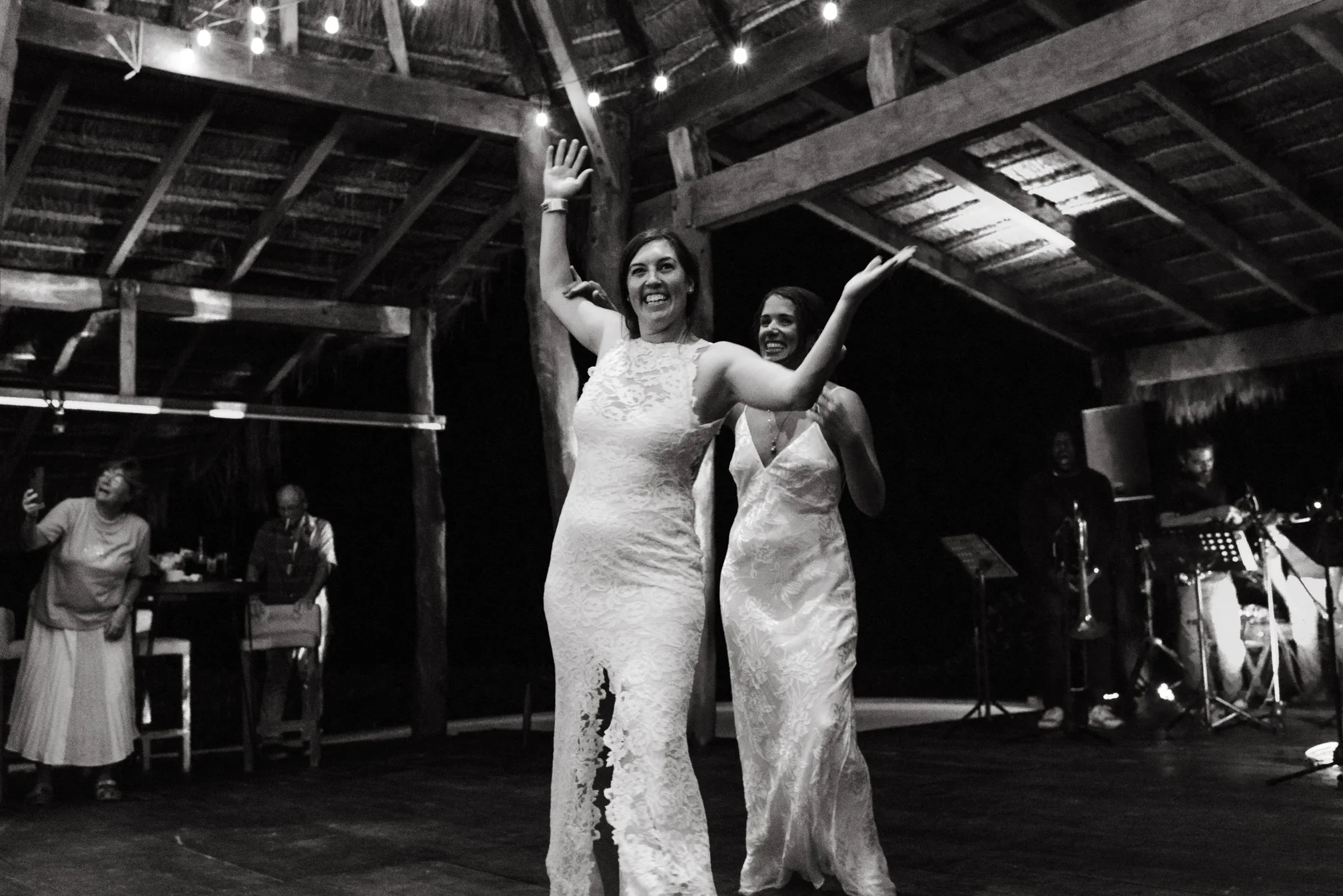 JenAndBecca-110621-215.jpg