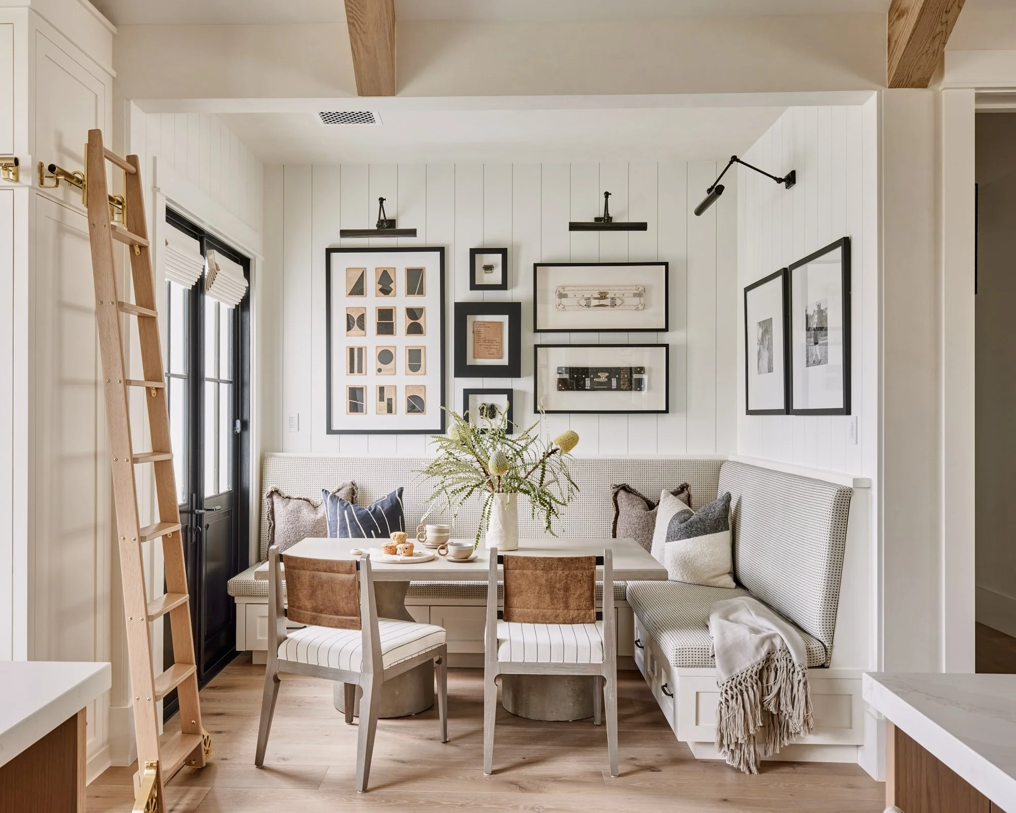 JRD_CMOF_DiningNookJRD_CMOF_DiningNook3 1.jpg