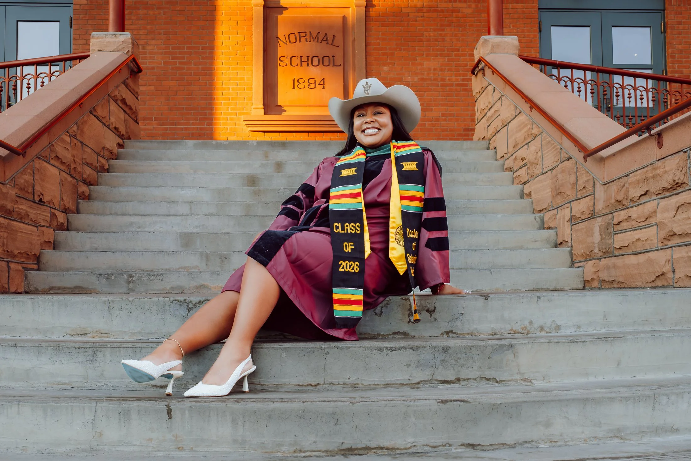 ASU-Sunrise-Graduate-Senior-Photo-Shoot-Tempe-AZ-44.jpg