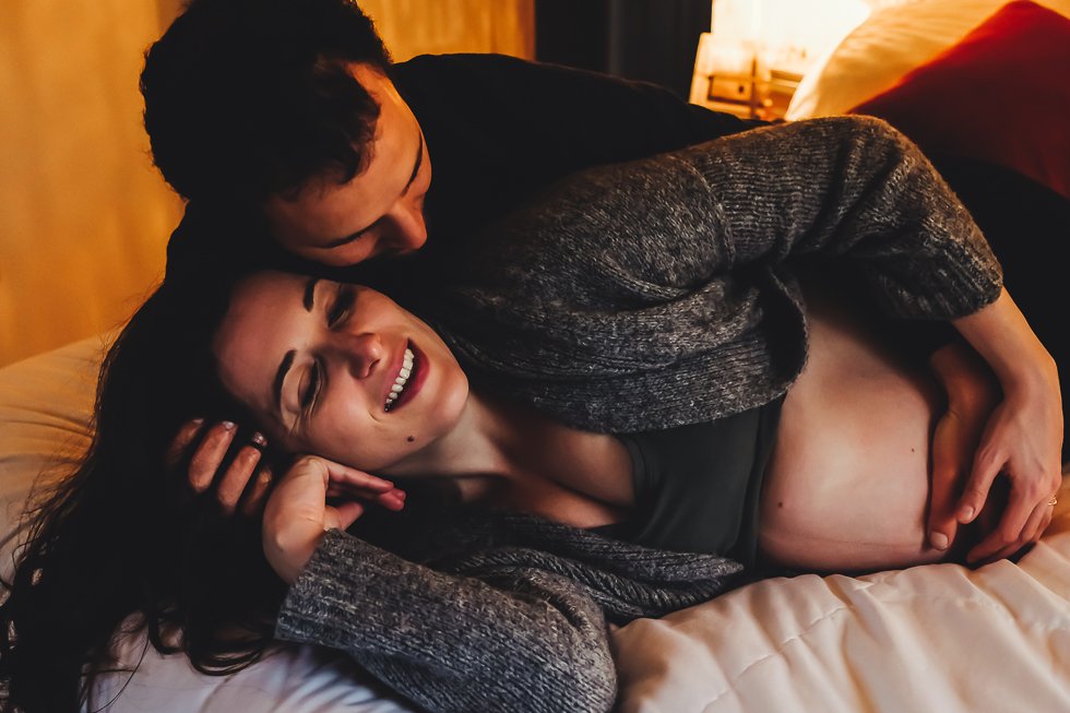 body of grace photography - burlington vermont in home lifestyle maternity photo shoot (6 of 10).jpg
