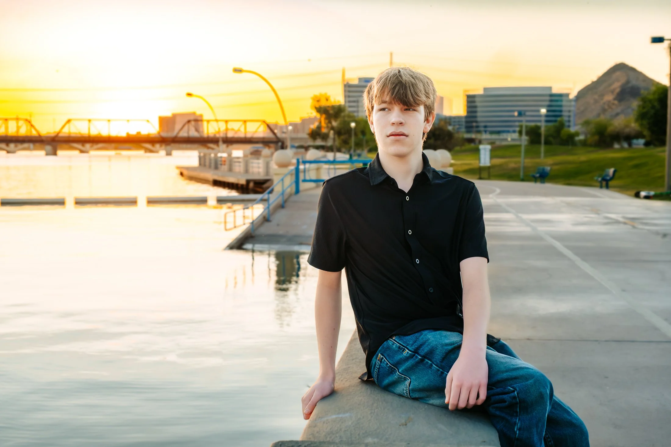 Tempe-Arizona-Sunrise-Senior-Photo-Shoot-17.jpg