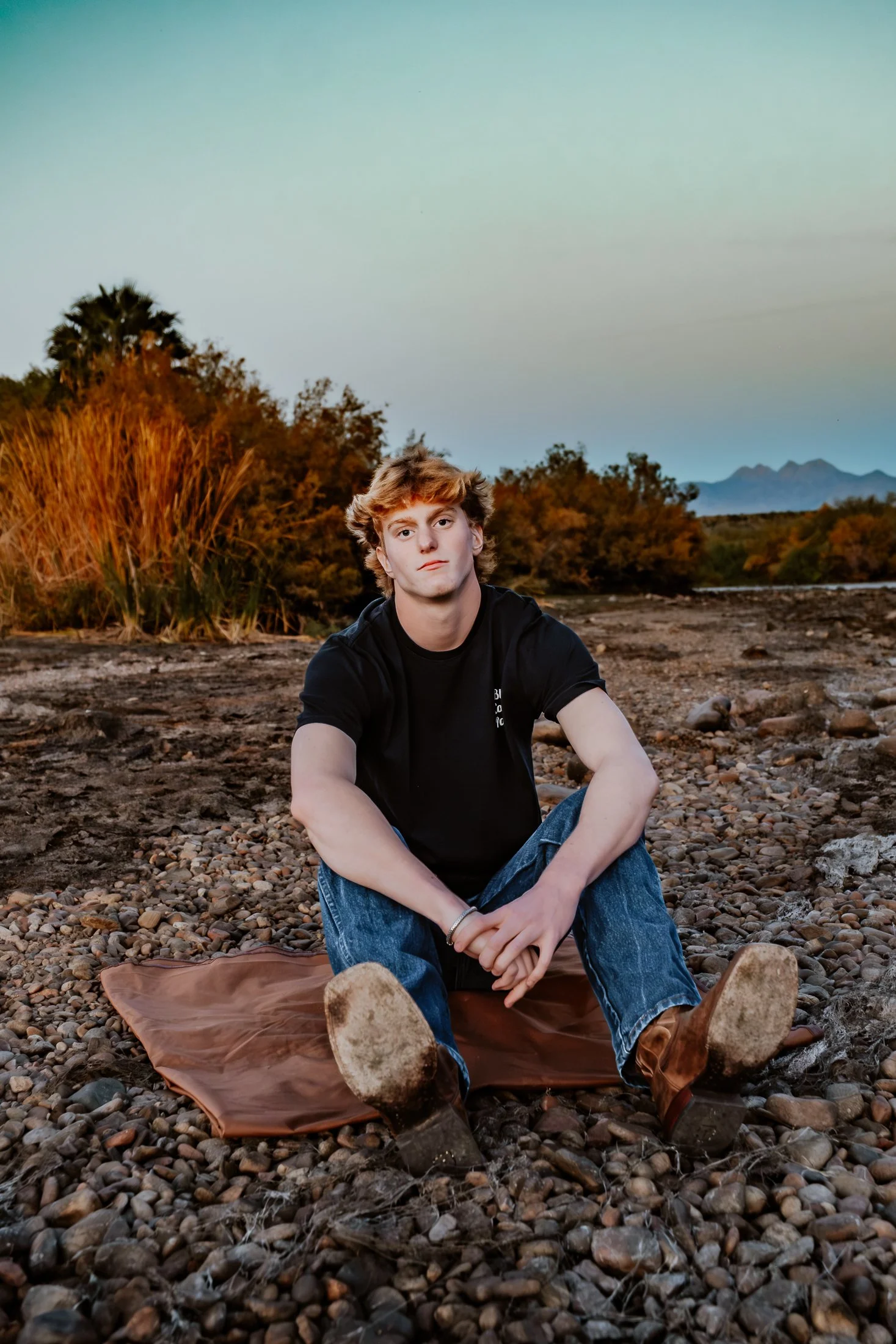 Salt-River-Mesa-AZ-Senior-Sunset-Photoshoot-57.jpg