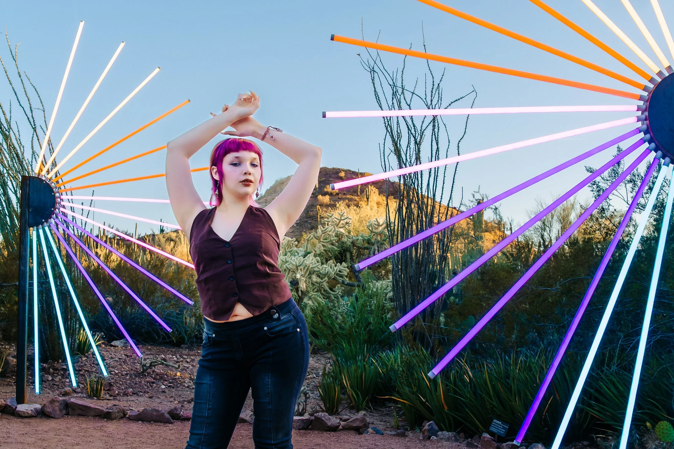 Desert-Botanical-Garden-Phoenix-AZ-Sunset-Senior-Photoshoot-31.jpg