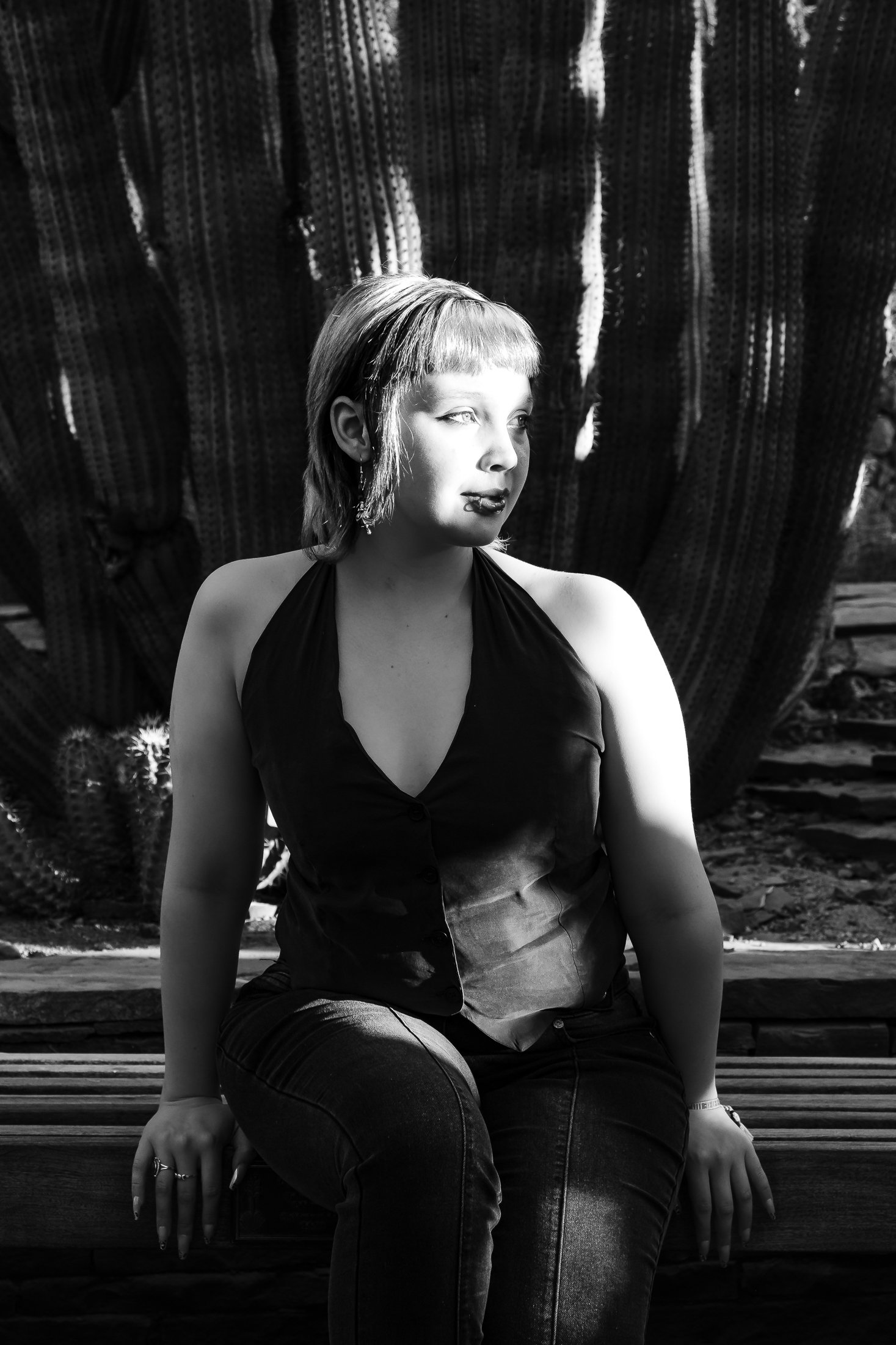 Desert-Botanical-Garden-Phoenix-AZ-Sunset-Senior-Photoshoot-6.jpg