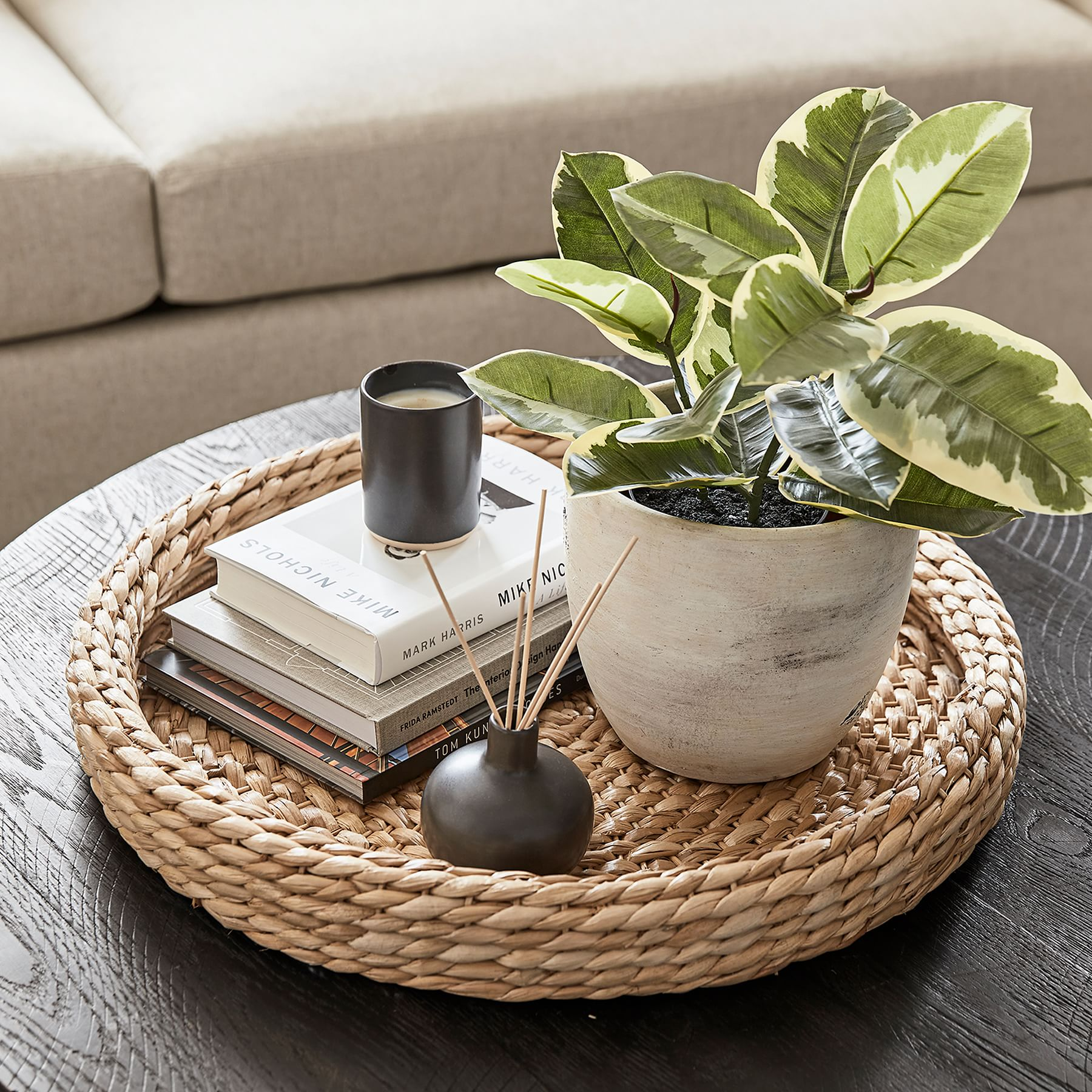 Handwoven Seagrass Round Tray