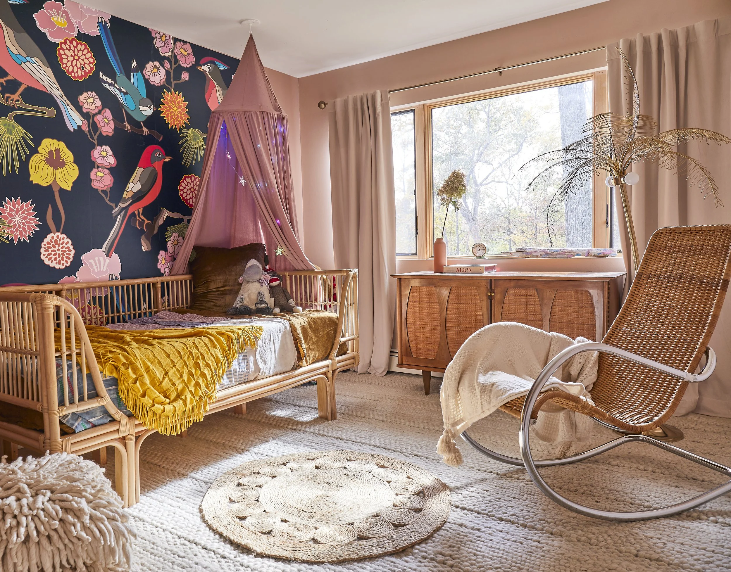Lonny_Corrin@PoundRidge_DaughtersRoom1 copy.jpg