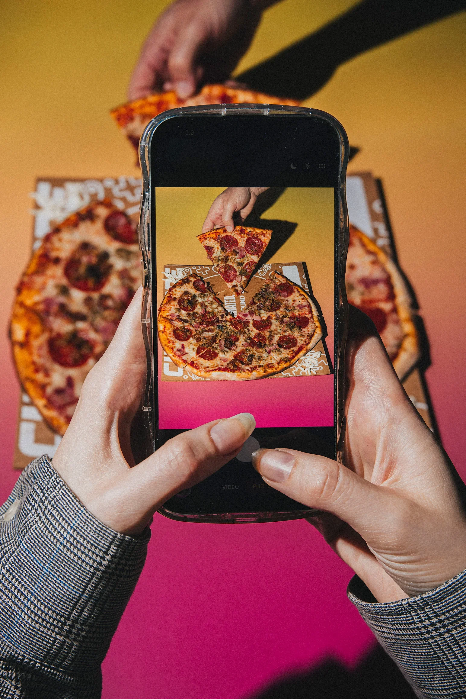 Pizza-Phone.webp