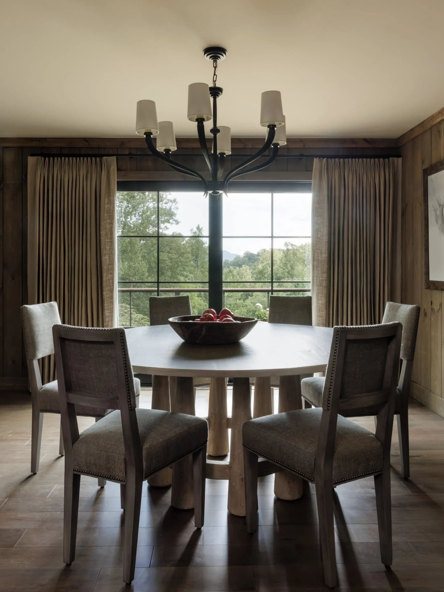 Wishing you and your family a lovely Thanksgiving 🖤