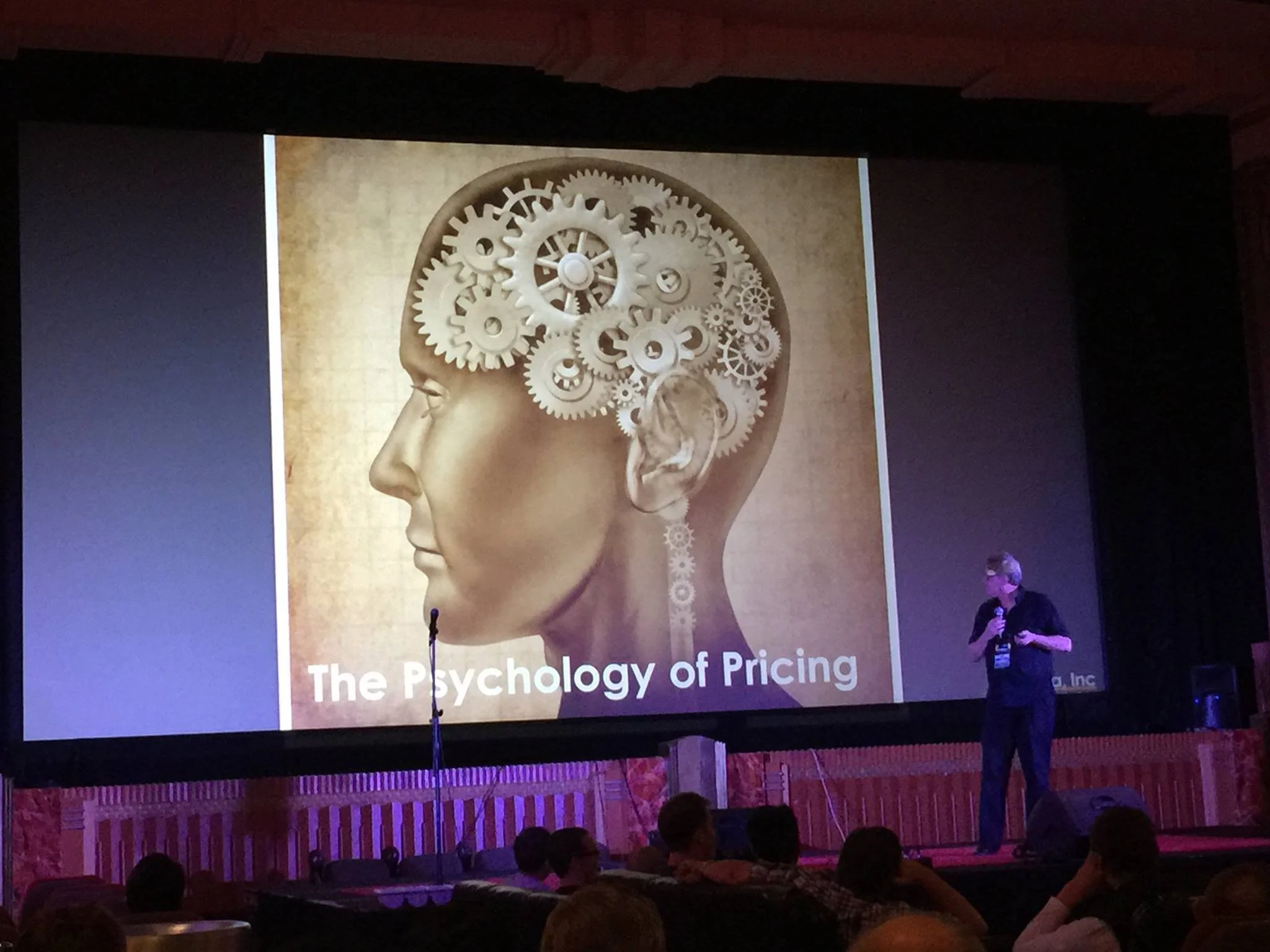 Per Sjofors presenting