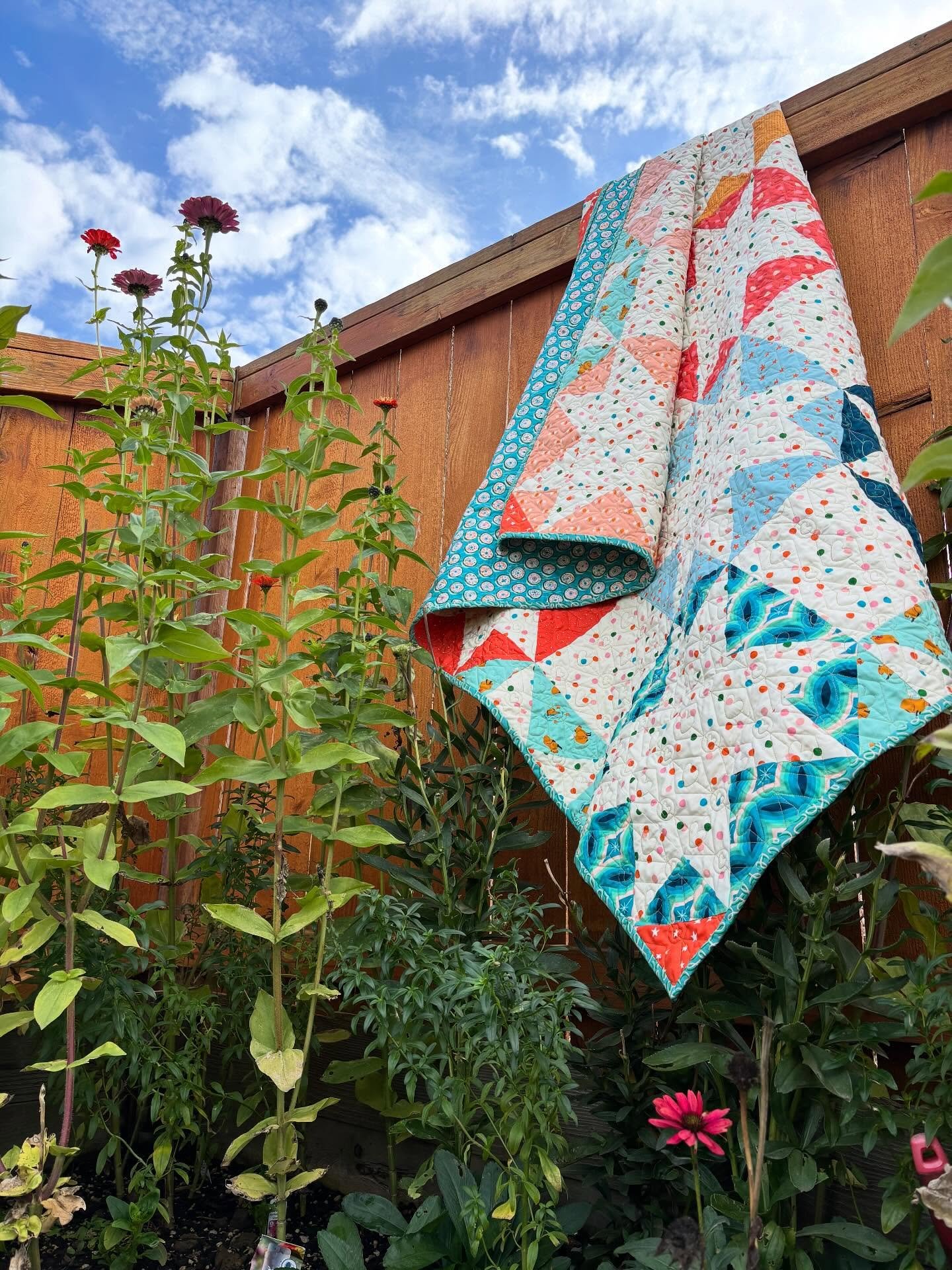 go and make quilt pattern🩵🧡